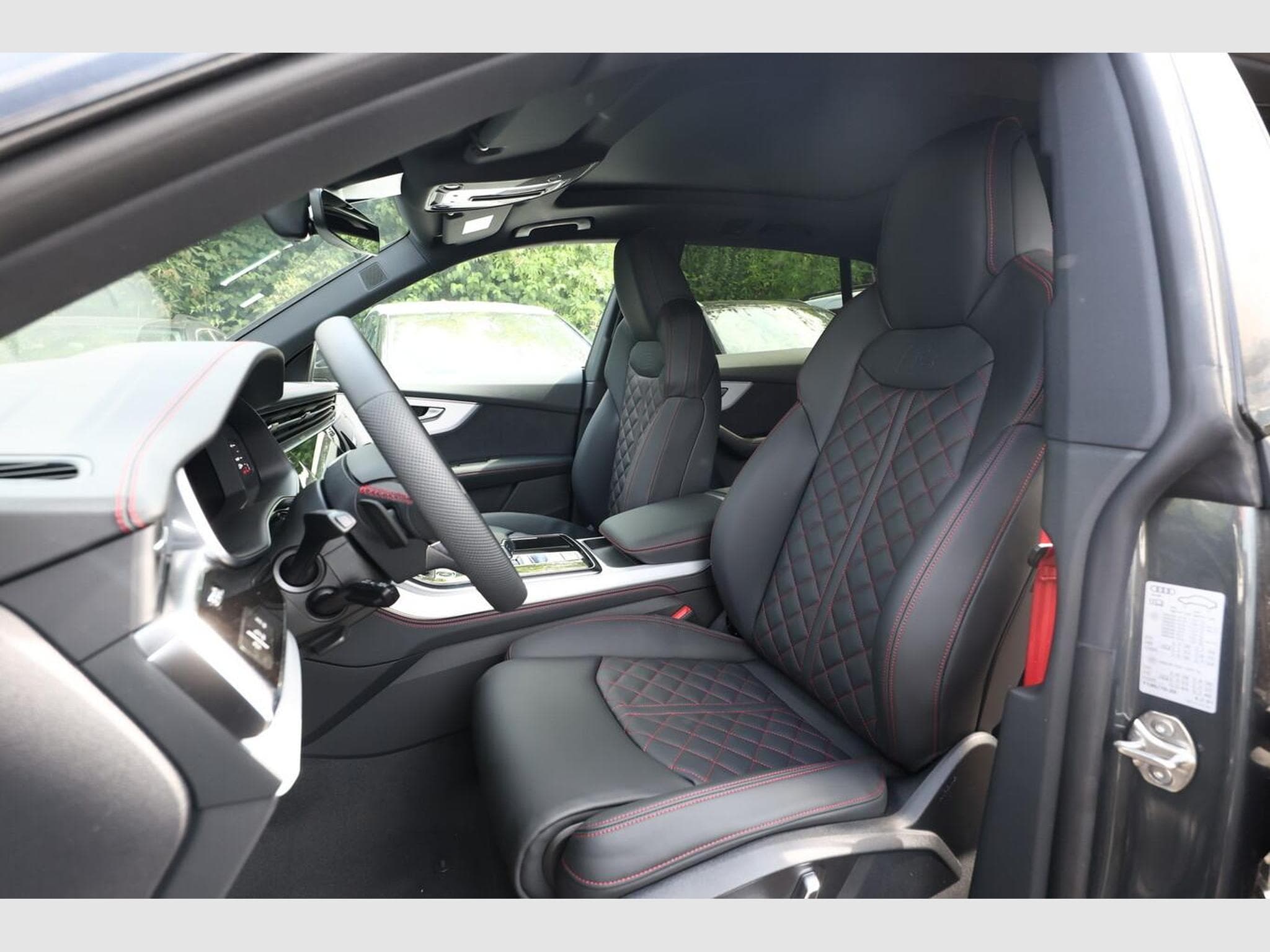 Audi Q8 S line (2026) - Photo 4