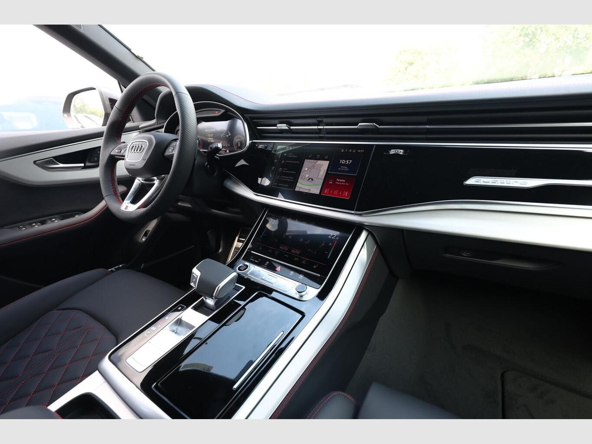 Audi Q8 S line (2026) - Photo 6