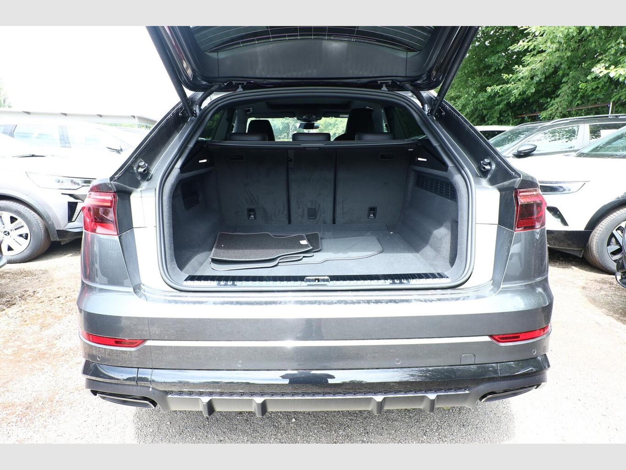 Audi Q8 S line (2026) - Photo 10