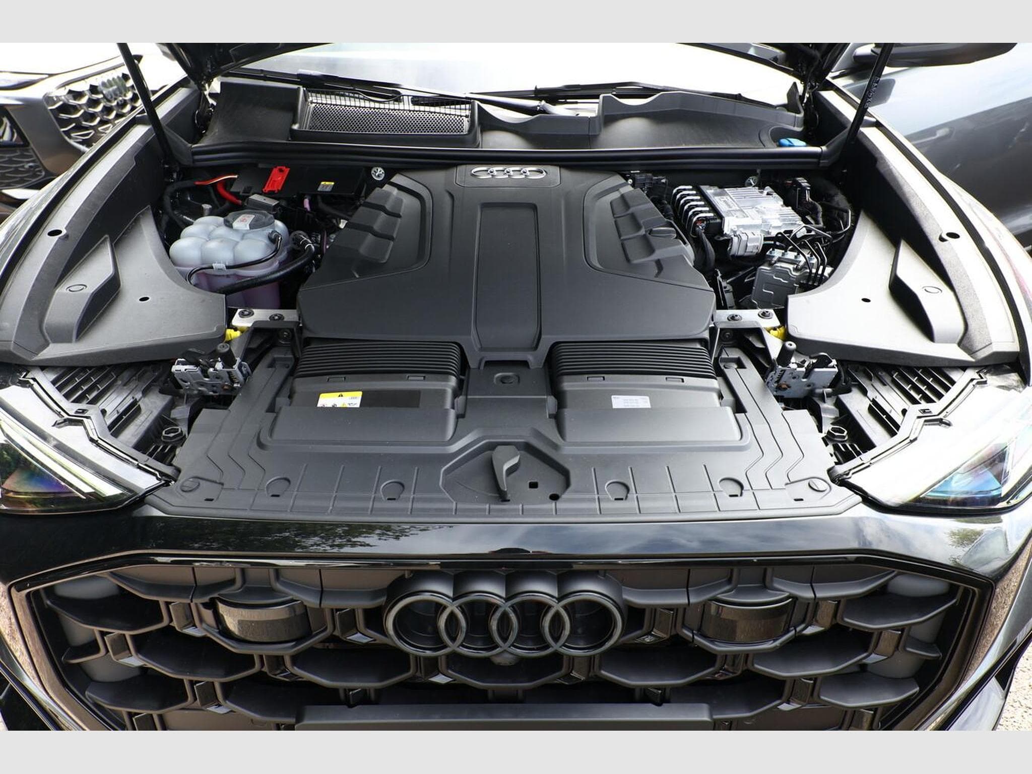 Audi Q8 S line (2026) - Photo 11