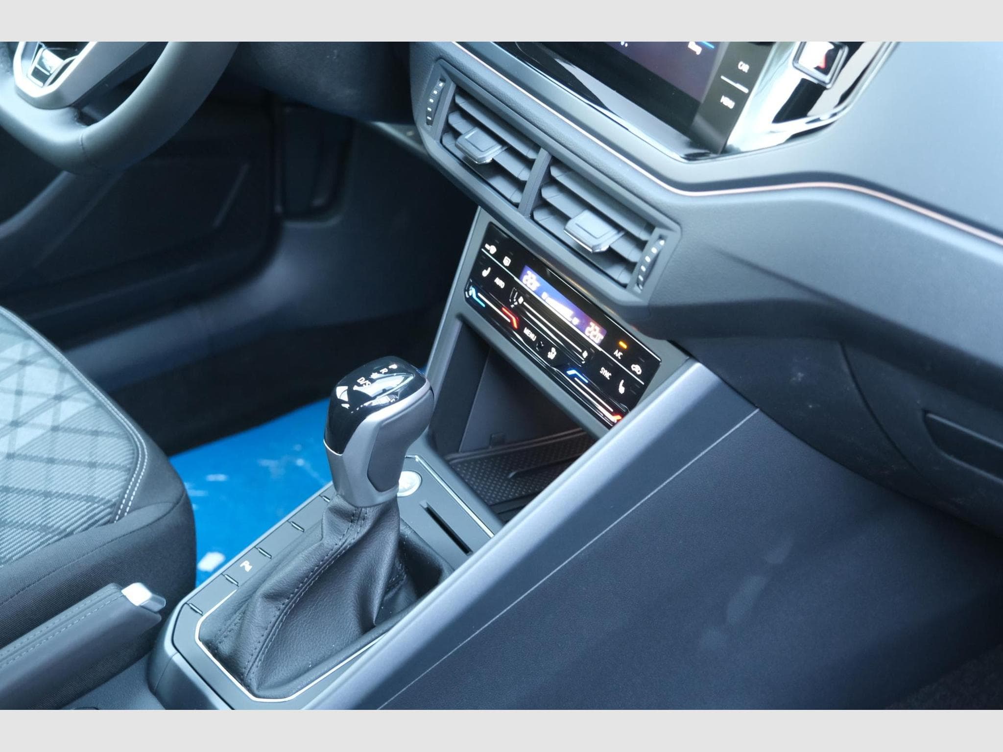 VW Taigo 1.0 TSI DSG (2026) - Foto 24