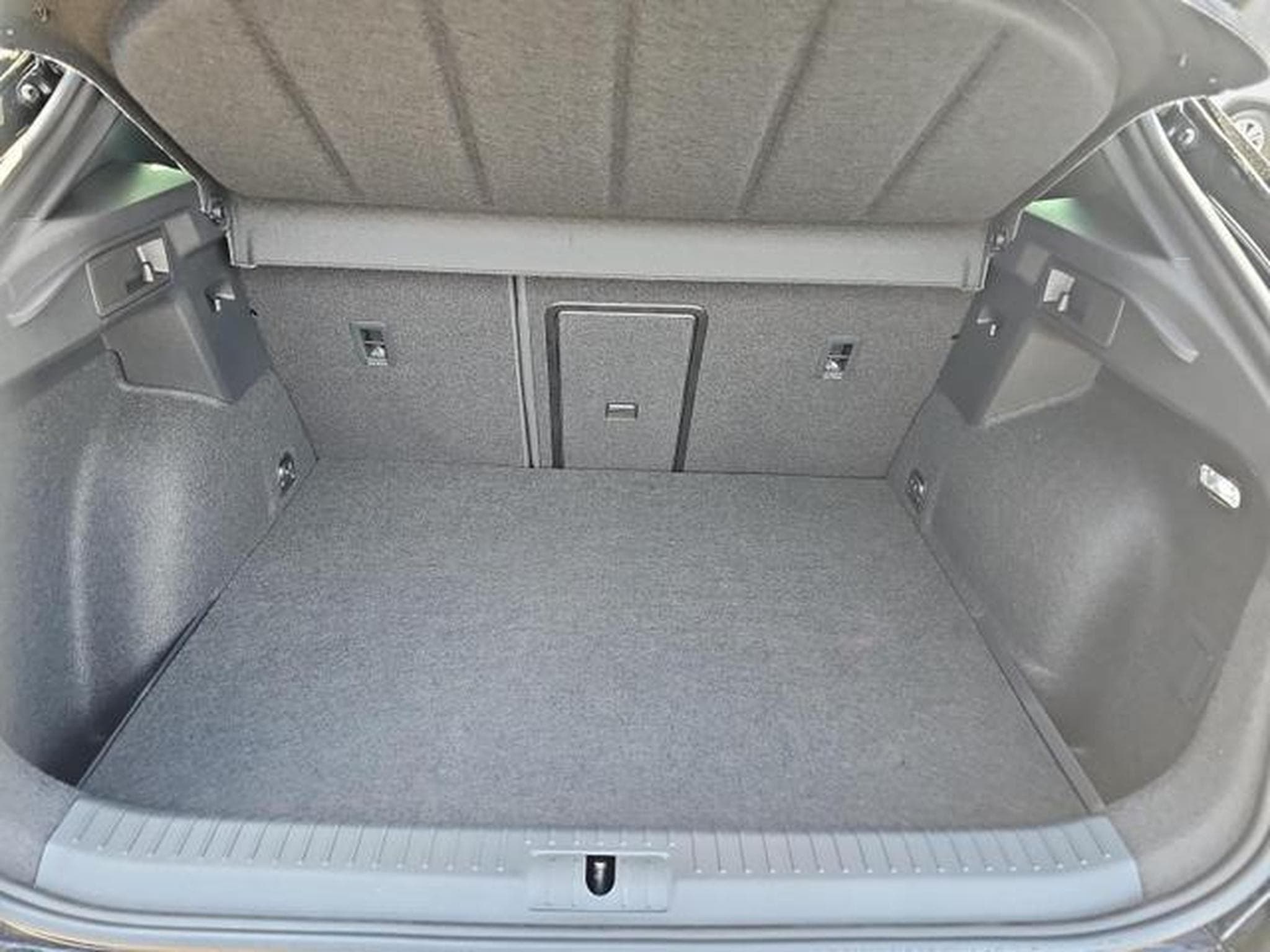 Cupra Formentor 1.5 TSI e-Hybrid 150 kW (2026) - Photo 14
