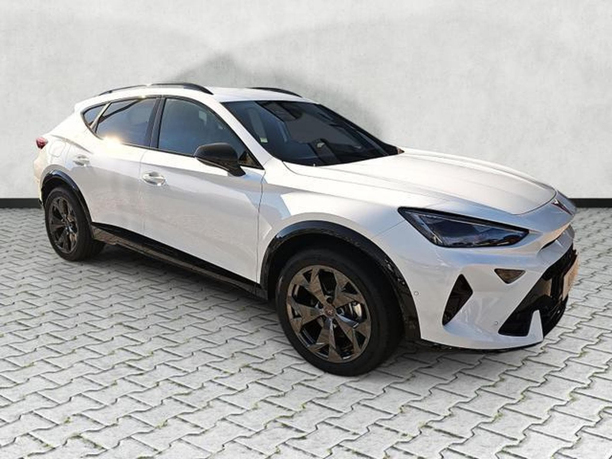 Cupra Formentor 1.5 TSI e-Hybrid 150 kW (2026) - Photo 1