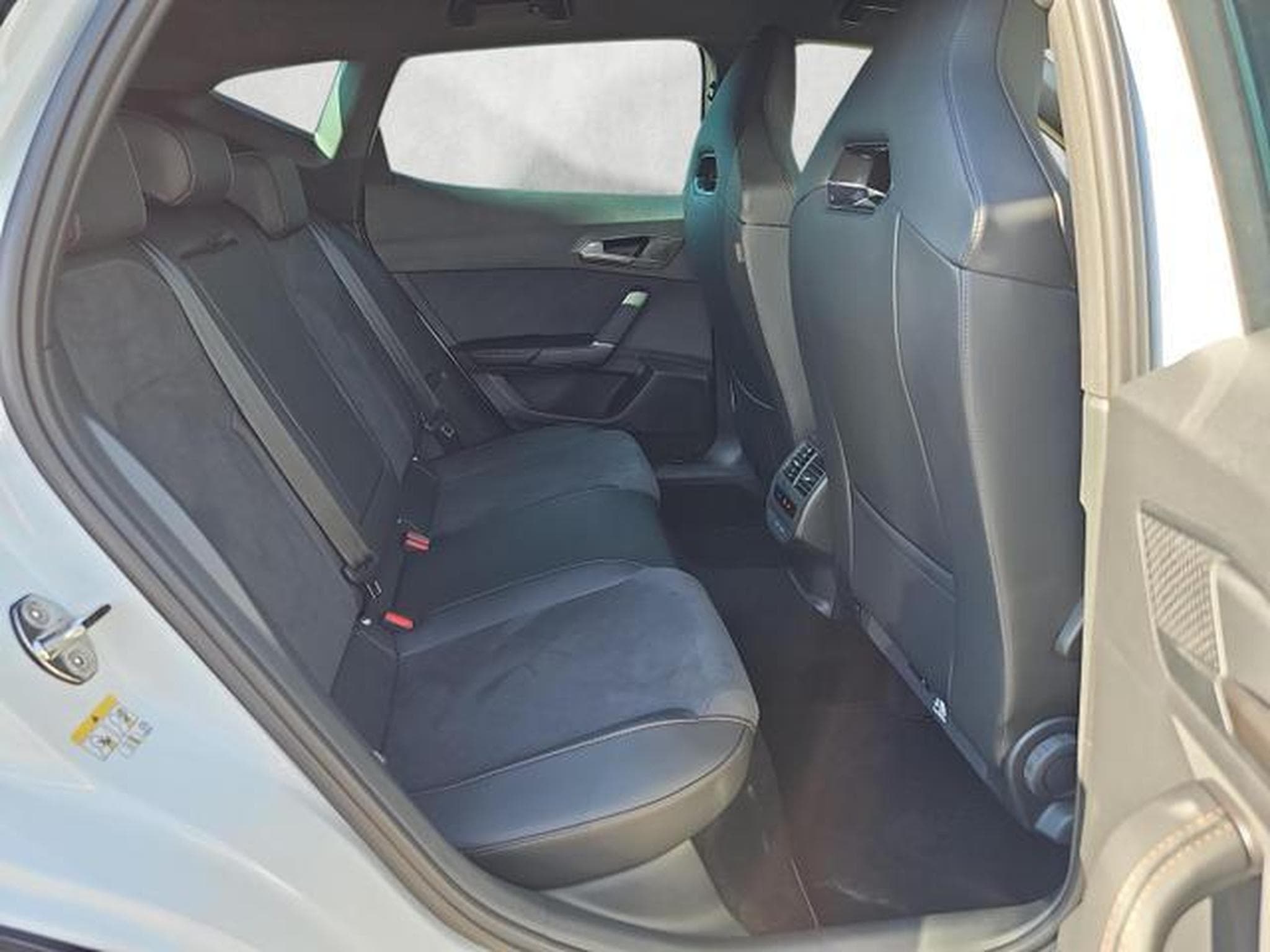 Cupra Formentor 1.5 TSI e-Hybrid 150 kW (2026) - Photo 13