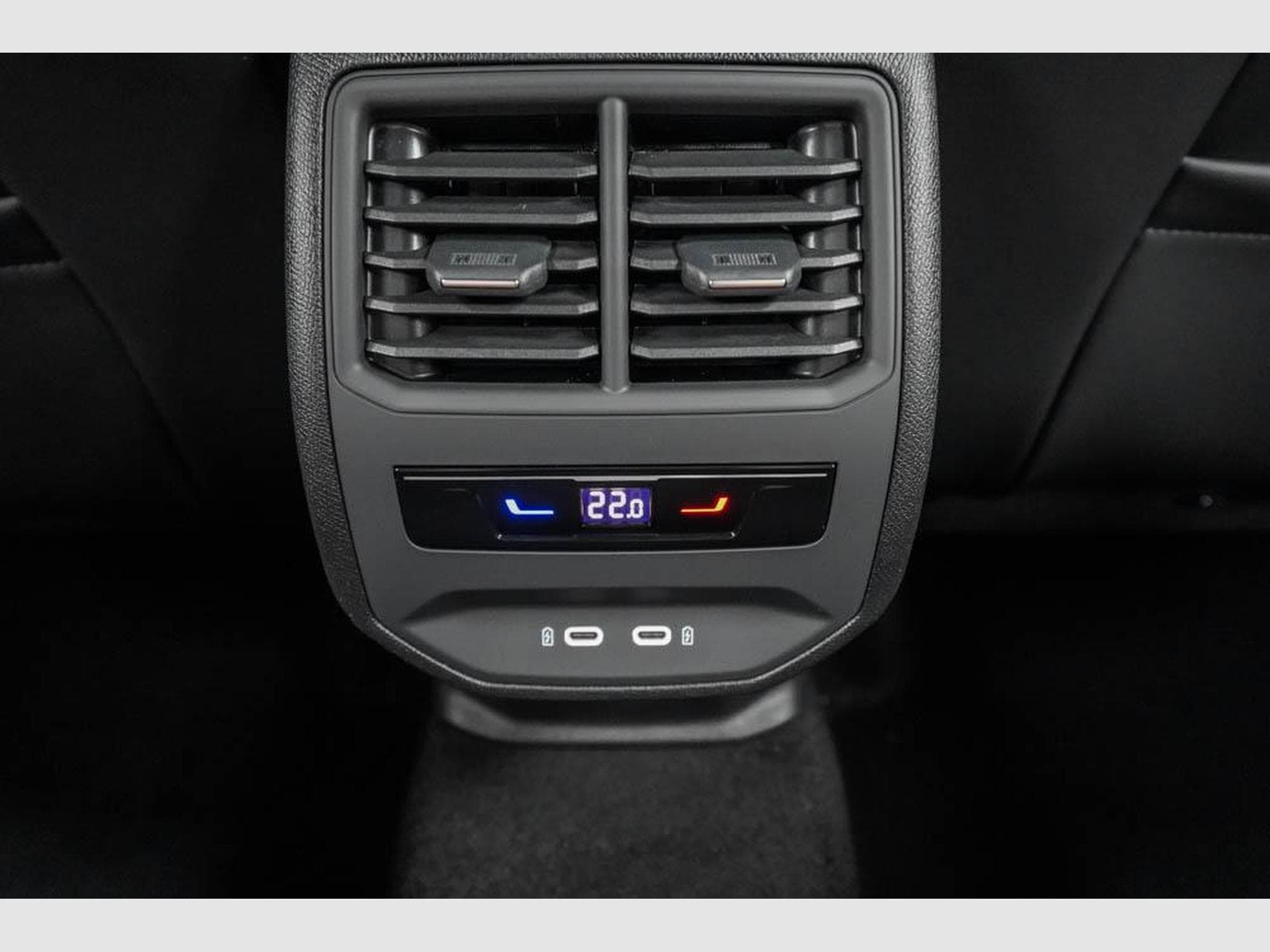 Cupra Formentor 2,0 TSI DSG (2026) - Photo 17
