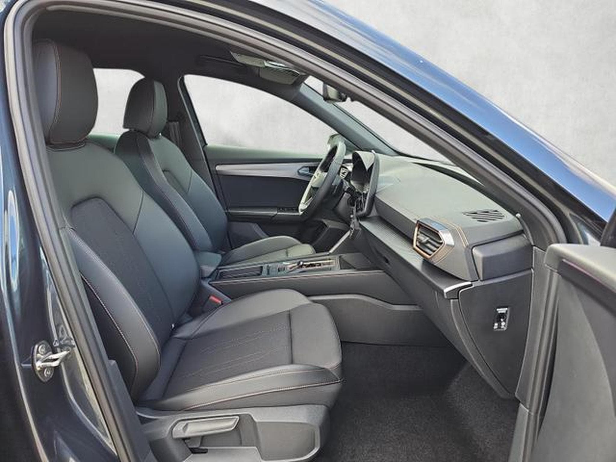 Cupra Formentor 2.0 TSI 150 kW 4Drive (2026) - Photo 10