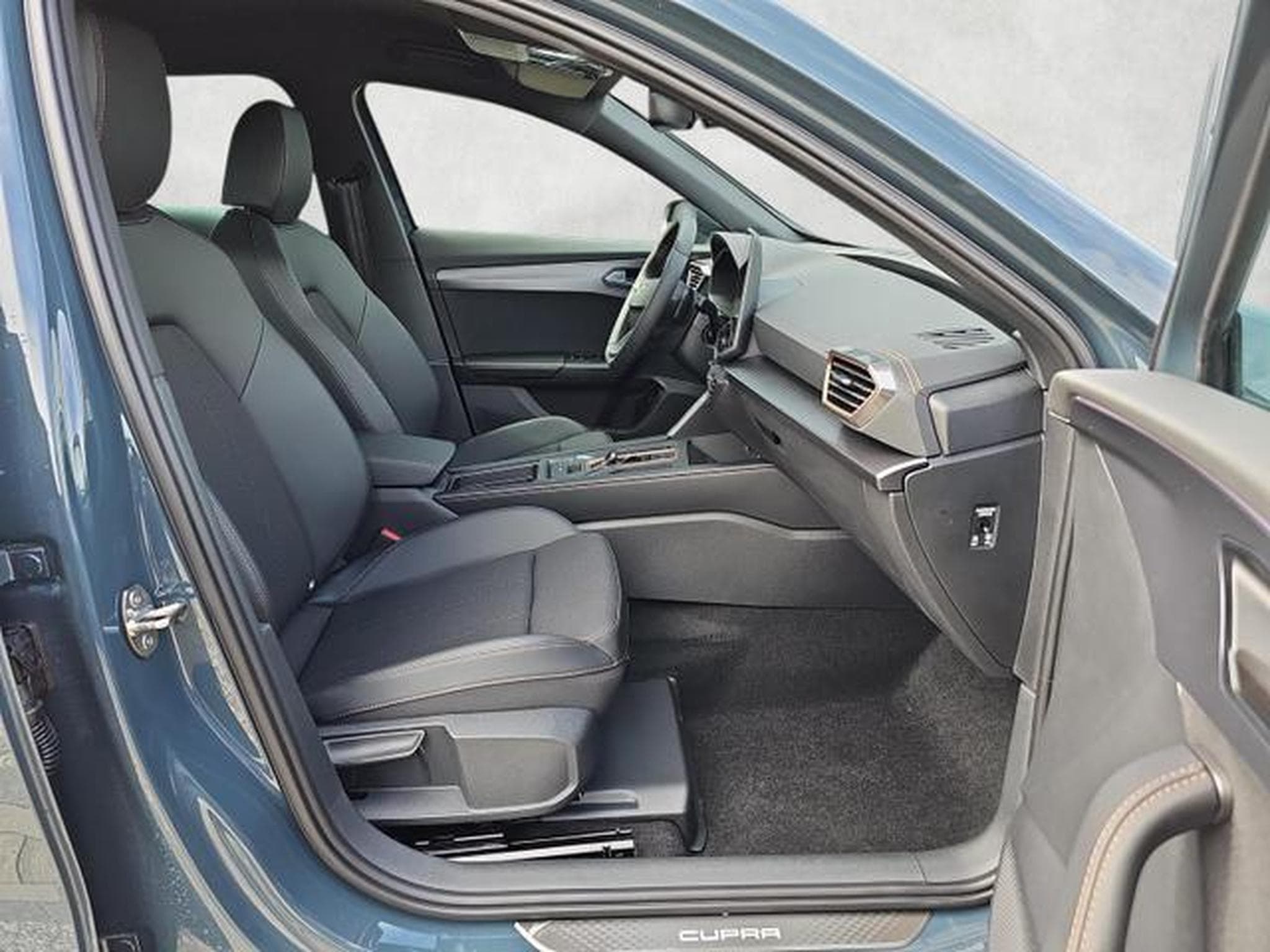 Cupra Formentor 1.5 eTSI 110 kW (2026) - Foto 10