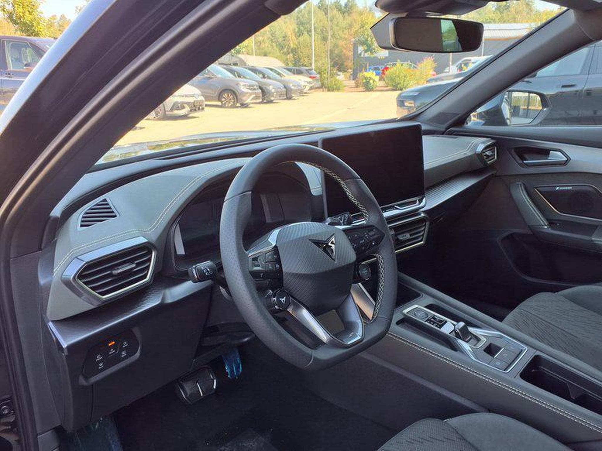 Cupra Formentor VZ Tribe Edition 2.0 TSI 7-Gang-DSG 4Drive (2026) - Foto 7