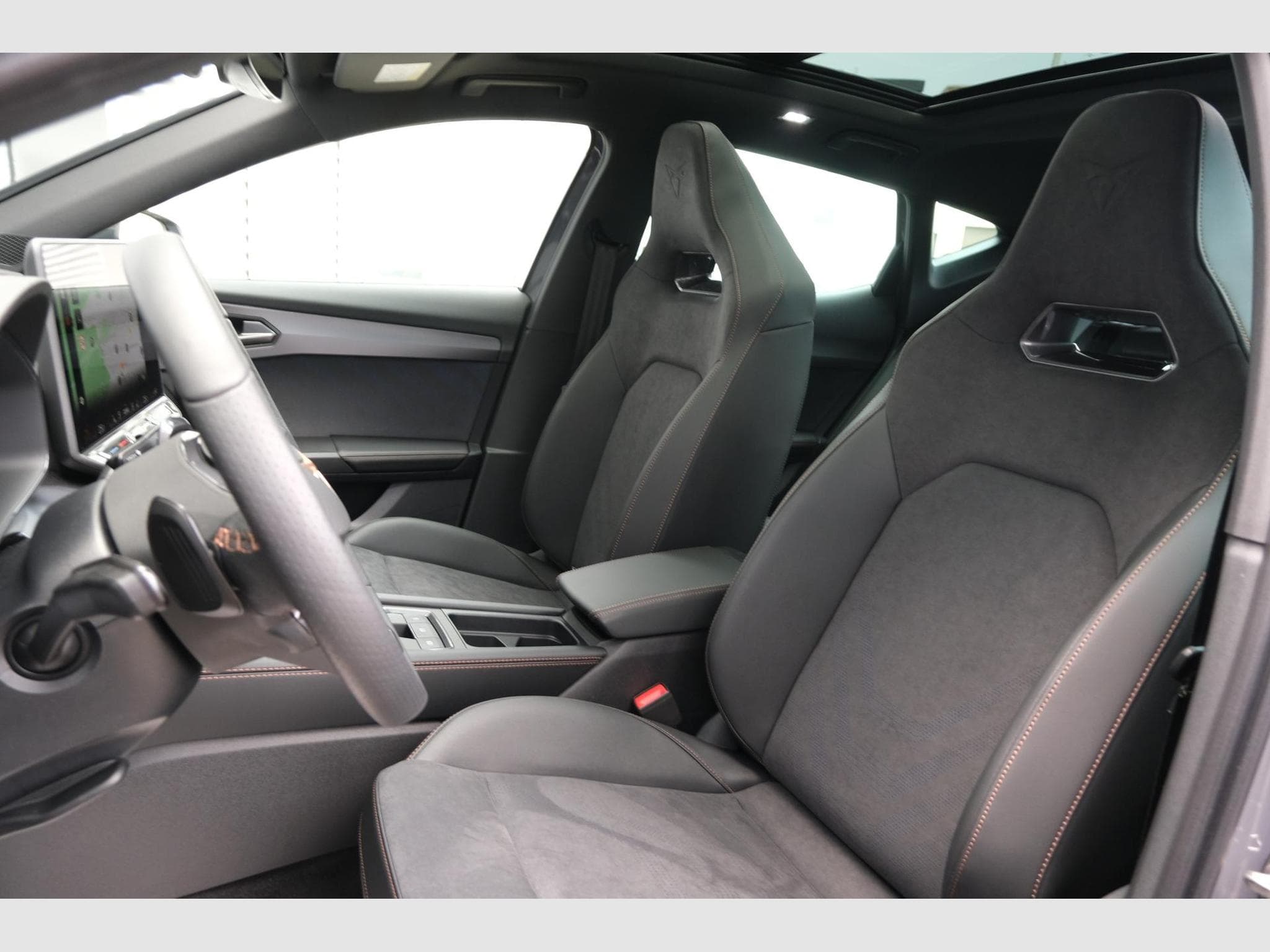 Cupra Formentor VZ Panodach Matrix (2026) - Foto 25