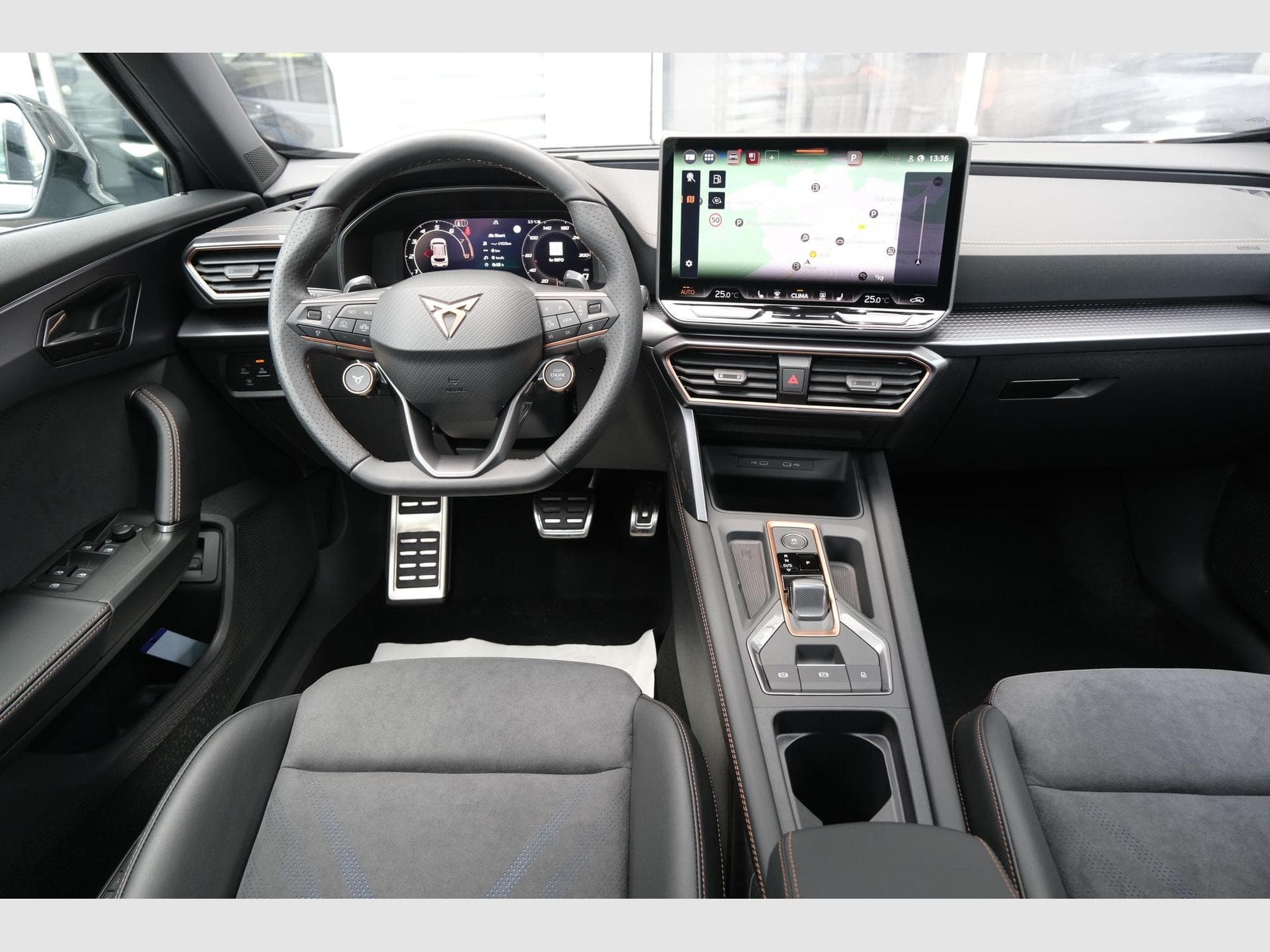 Cupra Formentor VZ Panodach Matrix (2026) - Foto 9