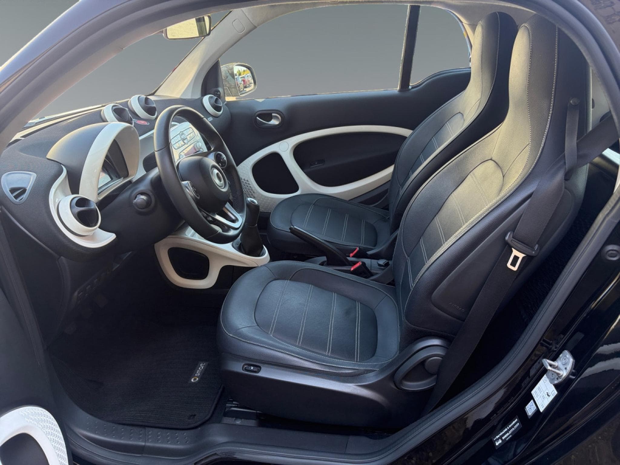 Smart Fortwo Coupé 3D MANUAL5 2/3DOORS (2015) - Foto 13