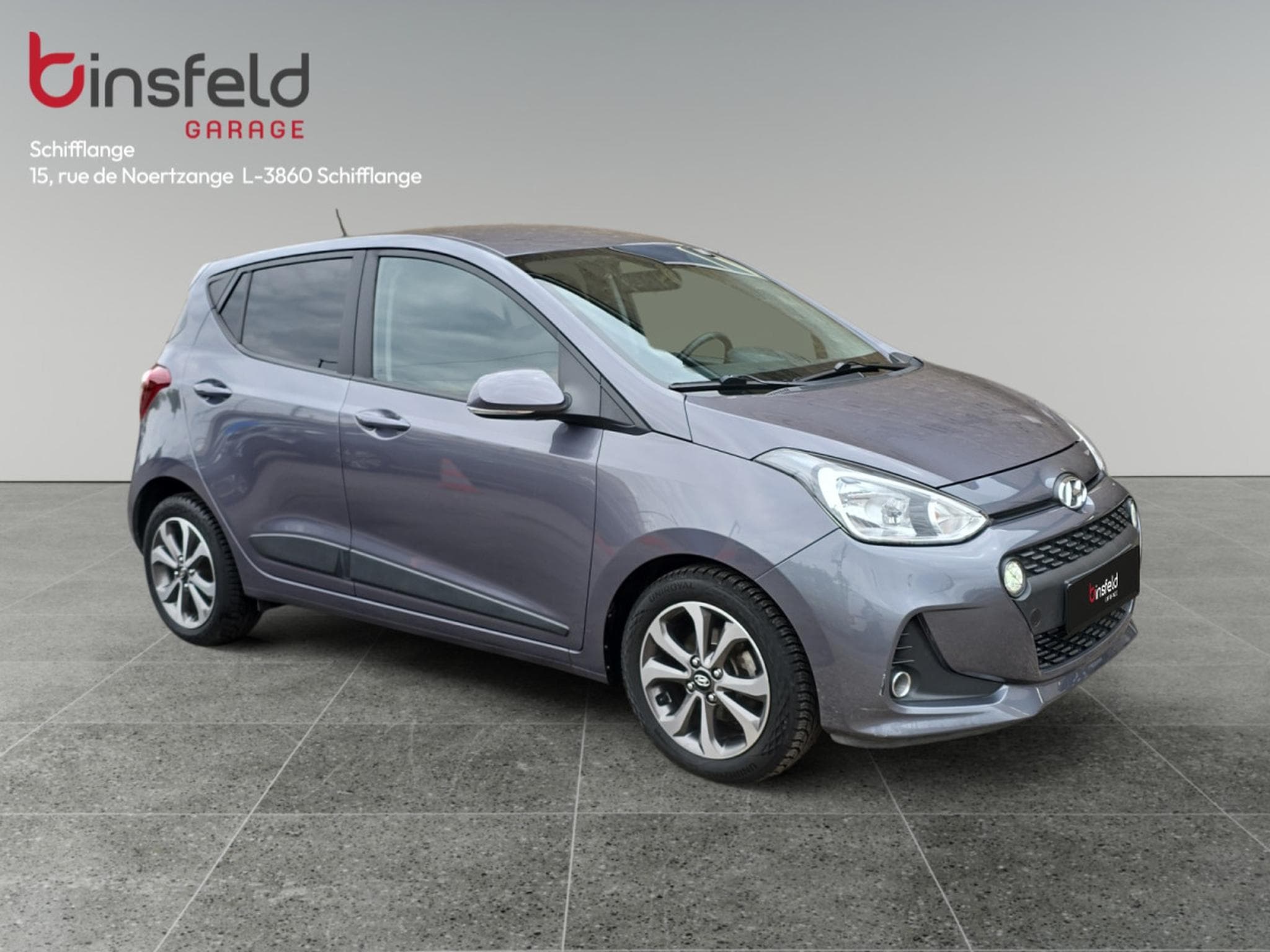 Hyundai i10 i 10 Sky 5D MANUAL5 4/5DOORS (2017) - Photo 3