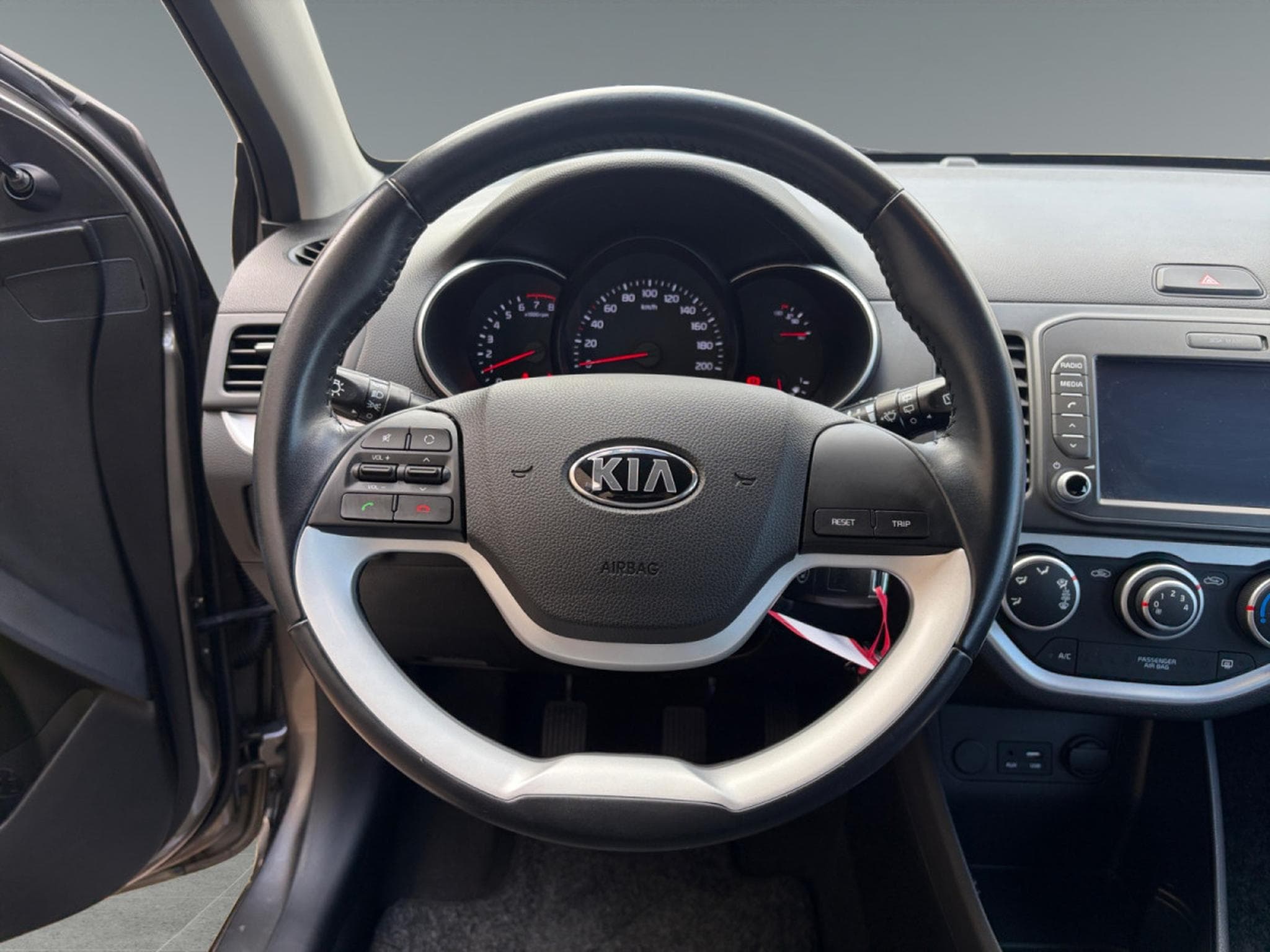 Kia Picanto Navi Edition 1.0 (2017) - Foto 17