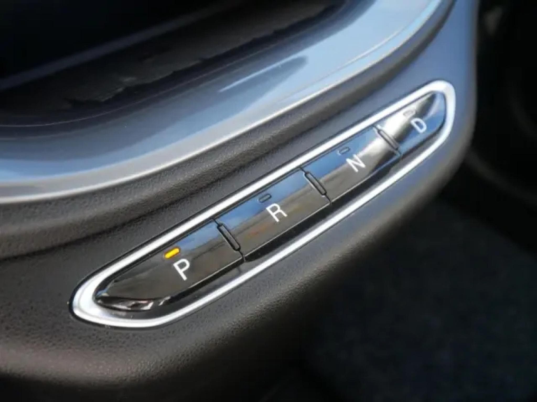 Fiat 500 BOCELLI 42 Kwh (2023) - Photo 20