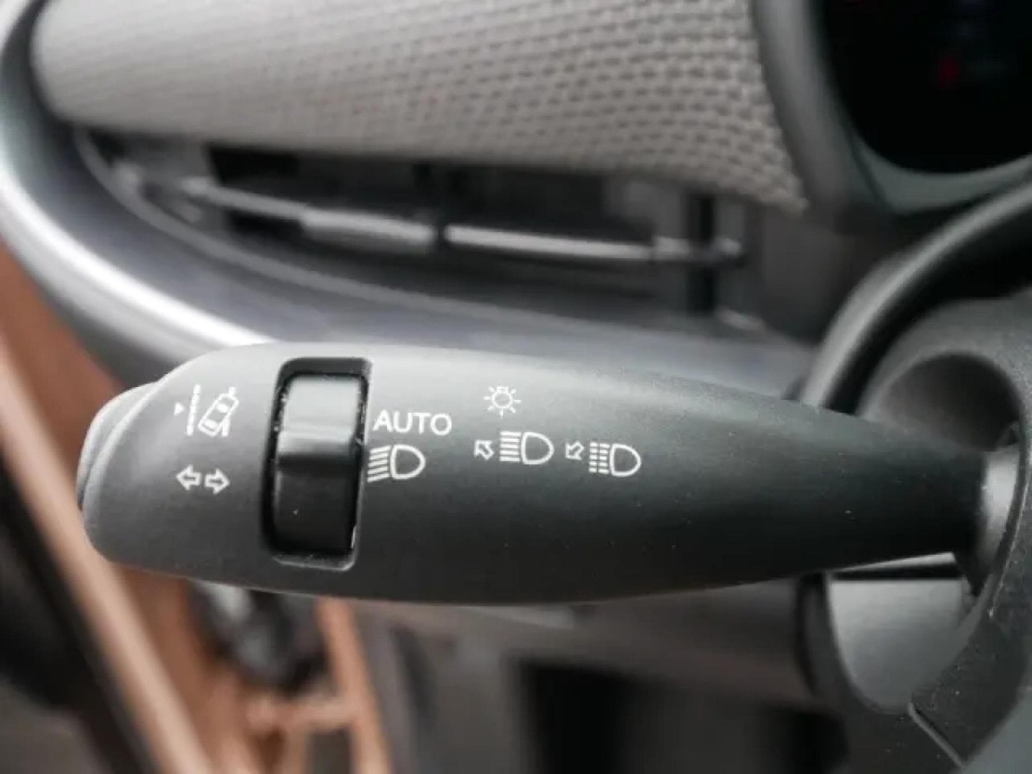 Fiat 500 BOCELLI 42 Kwh (2024) - Photo 14