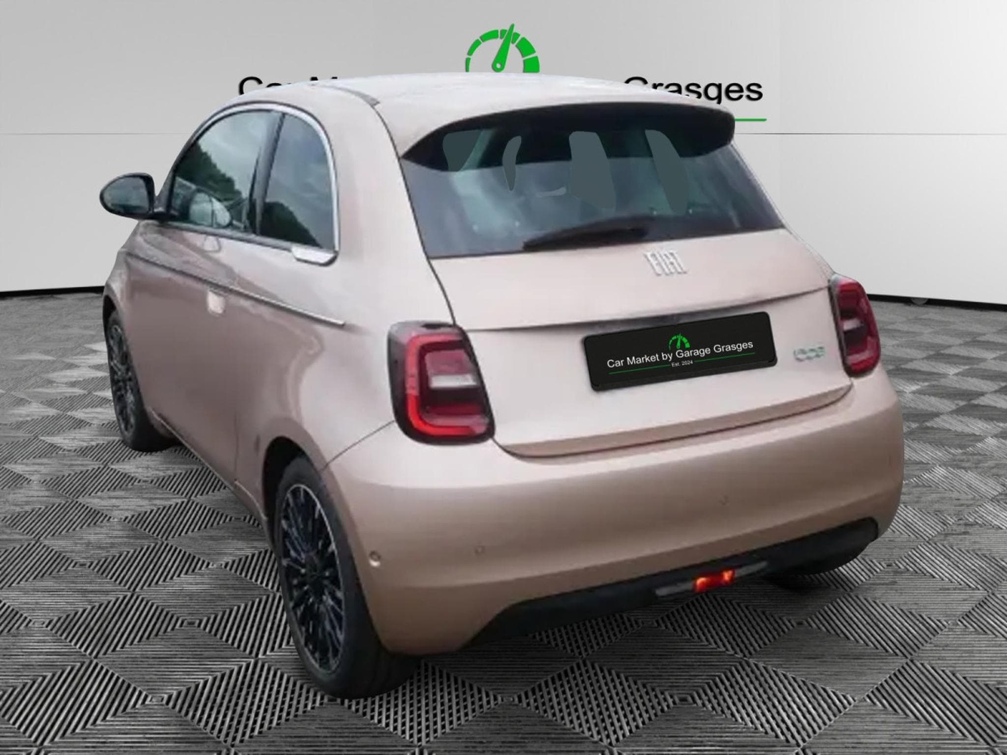 Fiat 500 BOCELLI 42 Kwh (2024) - Photo 3