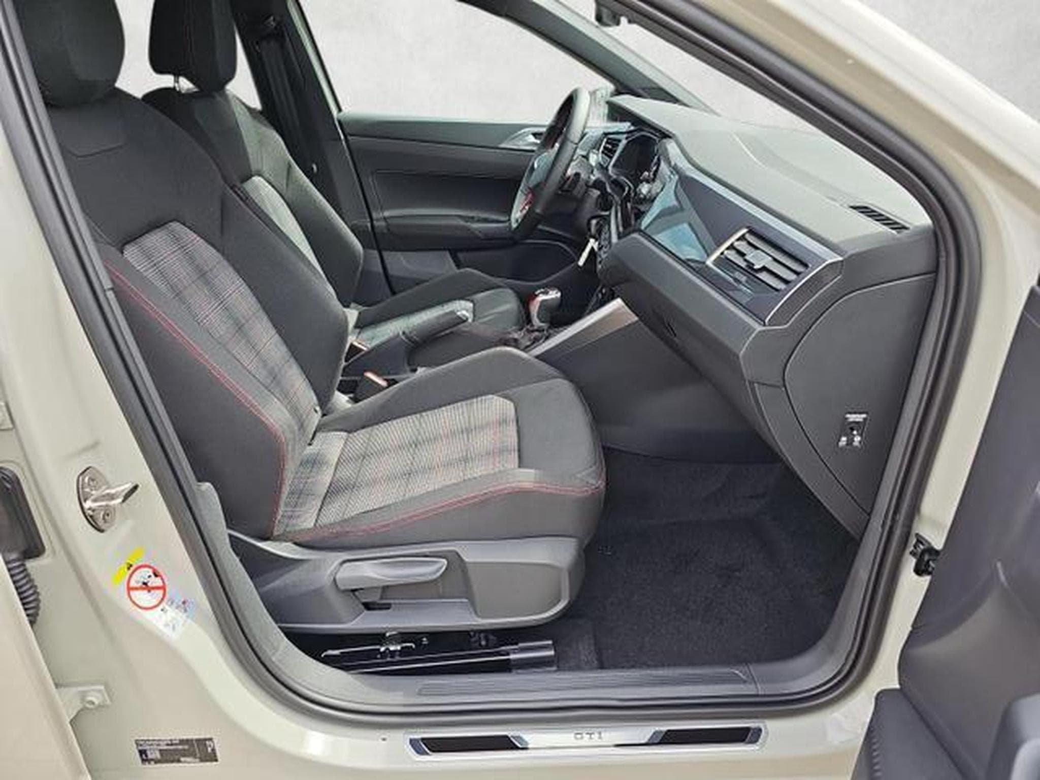 VW Polo GTI (2026) - Foto 10