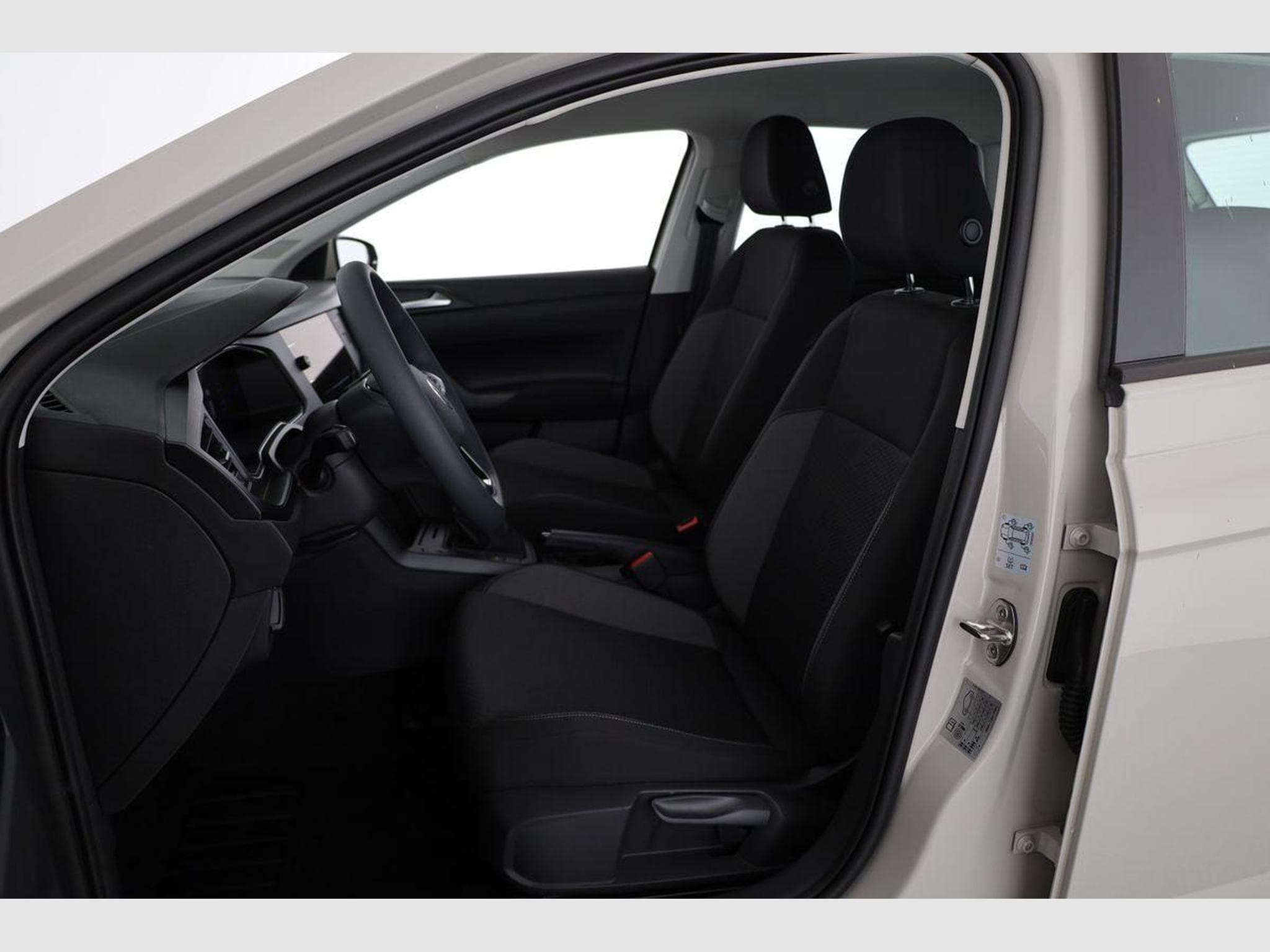 VW Polo Basis (2026) - Foto 9