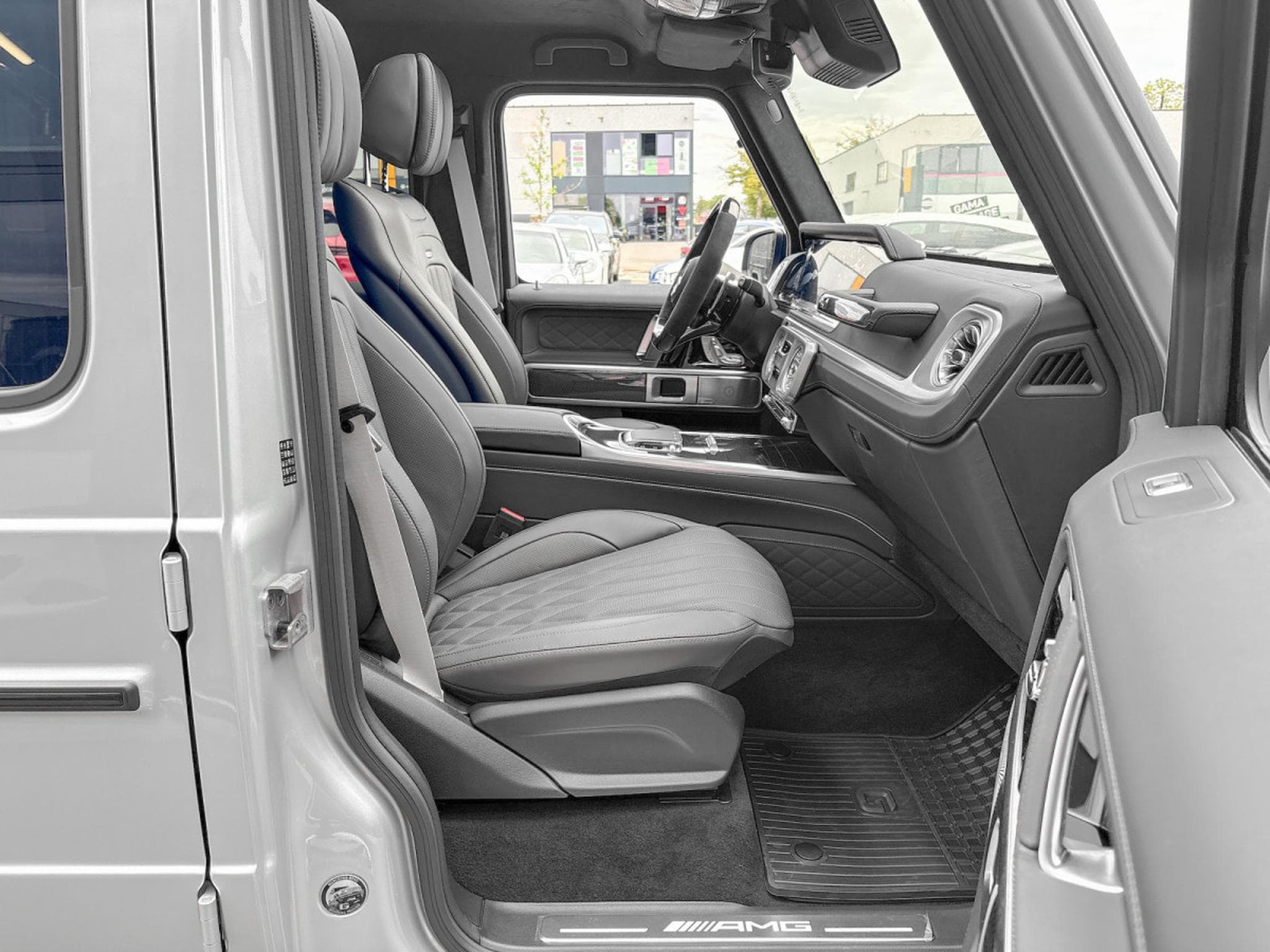 Mercedes G 63 AMG G63 AMG FACELIFT/ A22 RIDE.C/CARBON/2026 (2026) - Photo 4