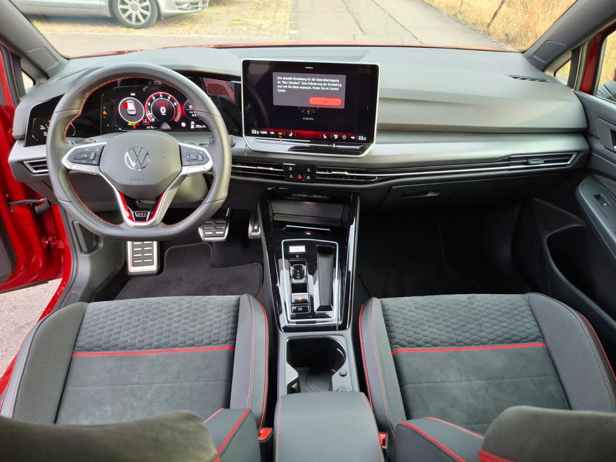 VW Golf GTI Clubsport 2.0 TSI 221 kW / 300 CV Boîte à double embraya (2025) - Photo 6
