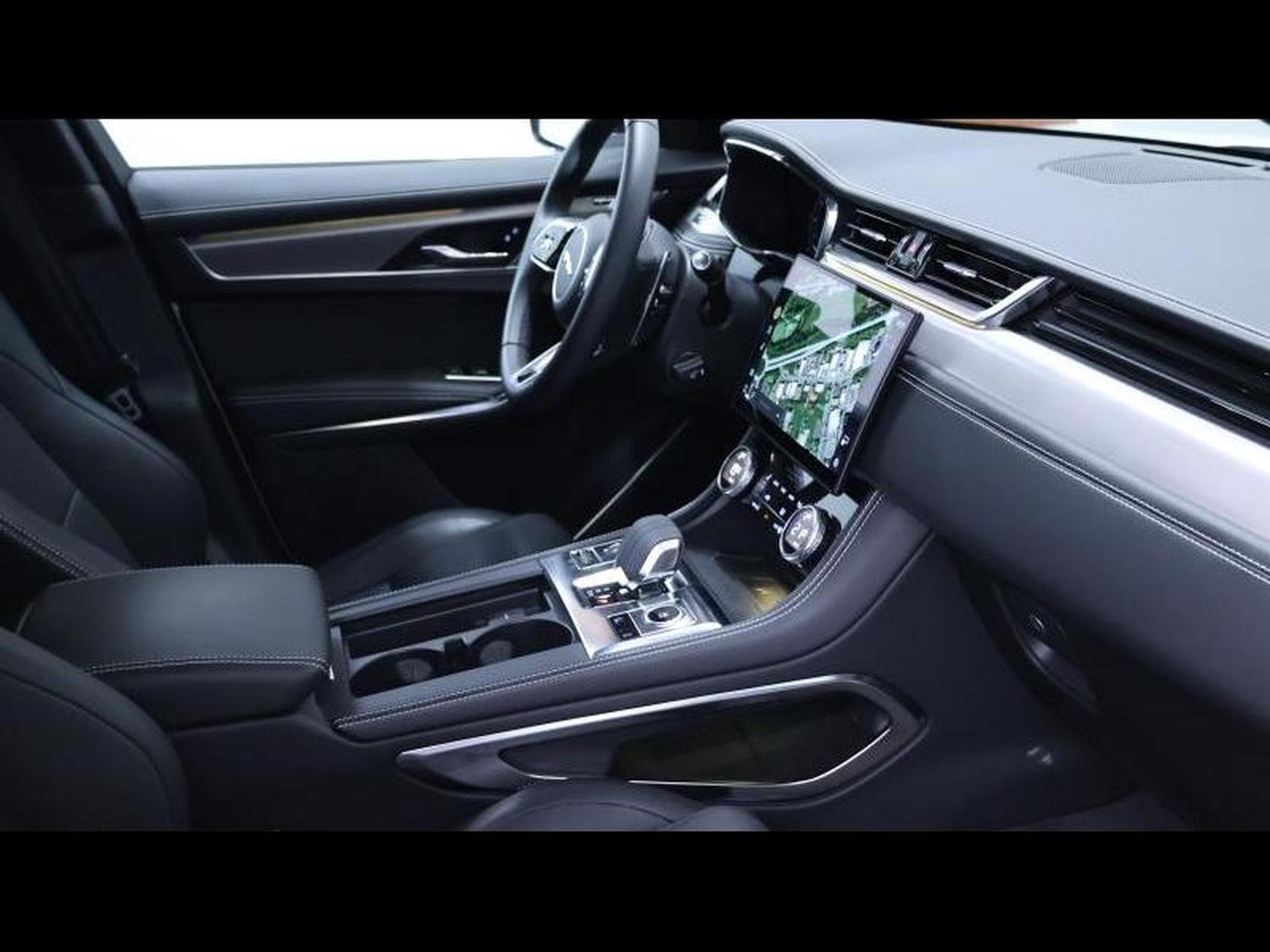 Jaguar F-Pace D200 R-Dynamic S AWD (2024) - Photo 7
