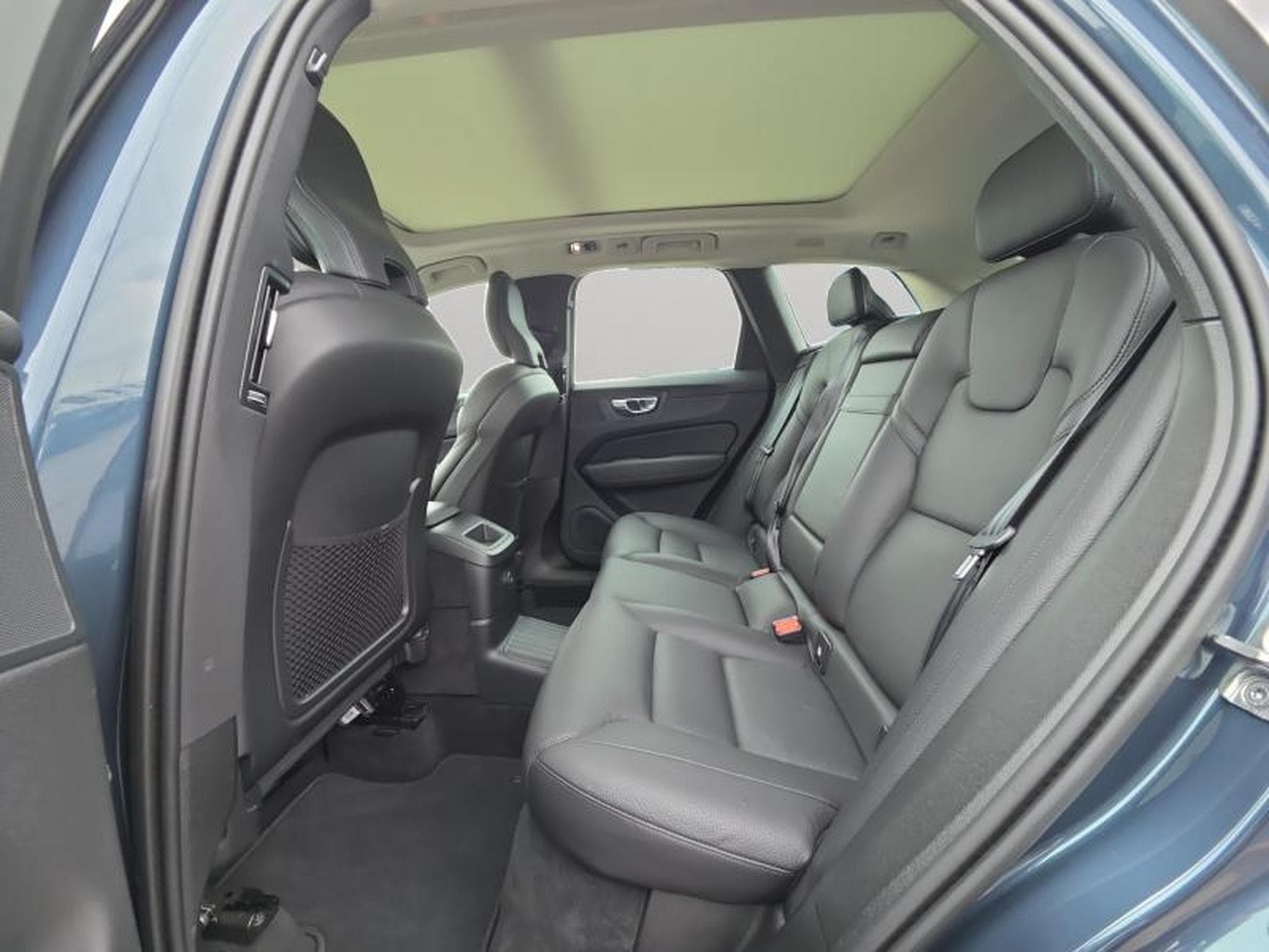 Volvo XC60 T6 Inscription / Hybride (2021) - Foto 13