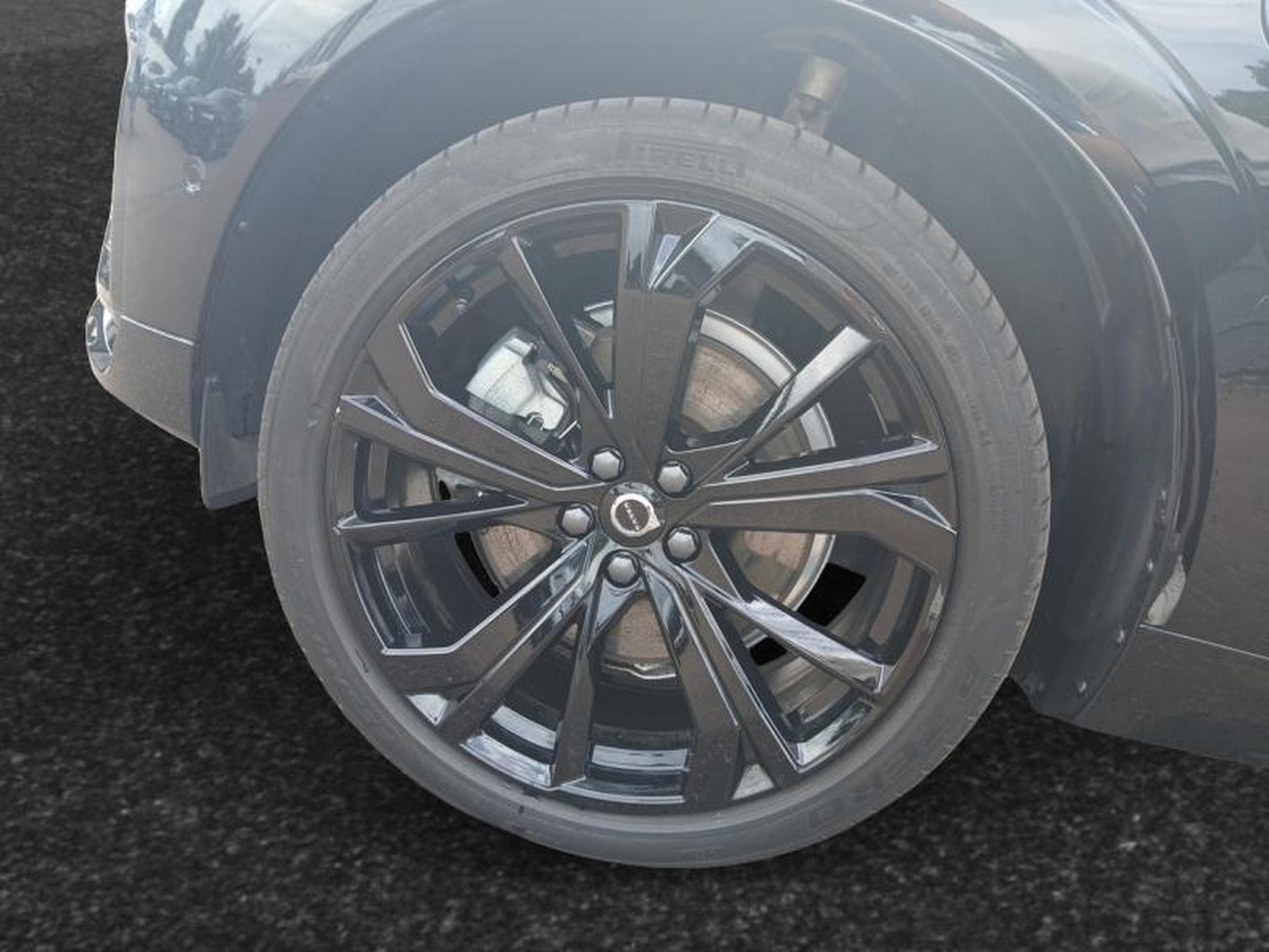 Volvo XC60 Black edition (2024) - Photo 13