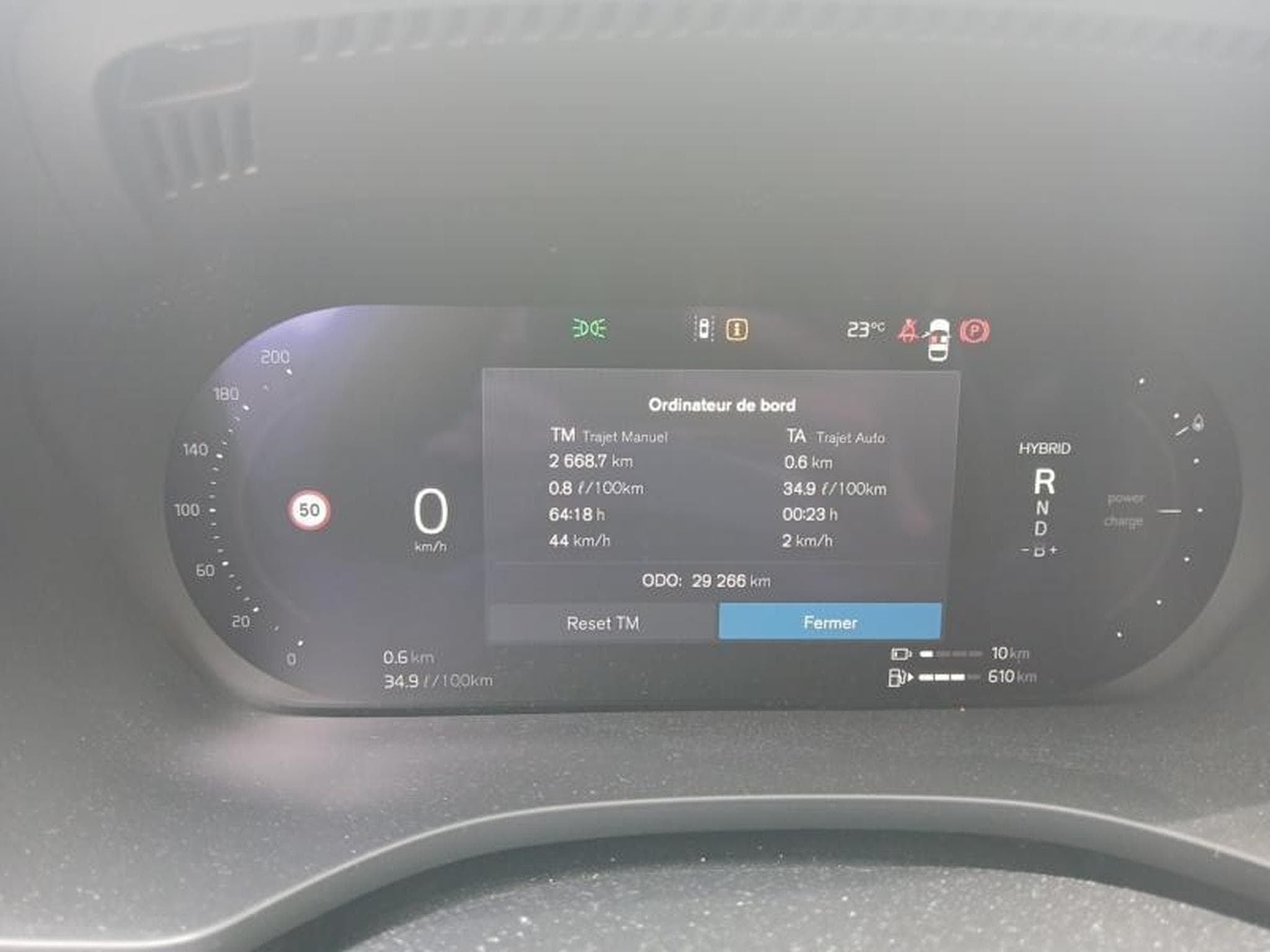Volvo XC60 Black edition (2024) - Photo 22