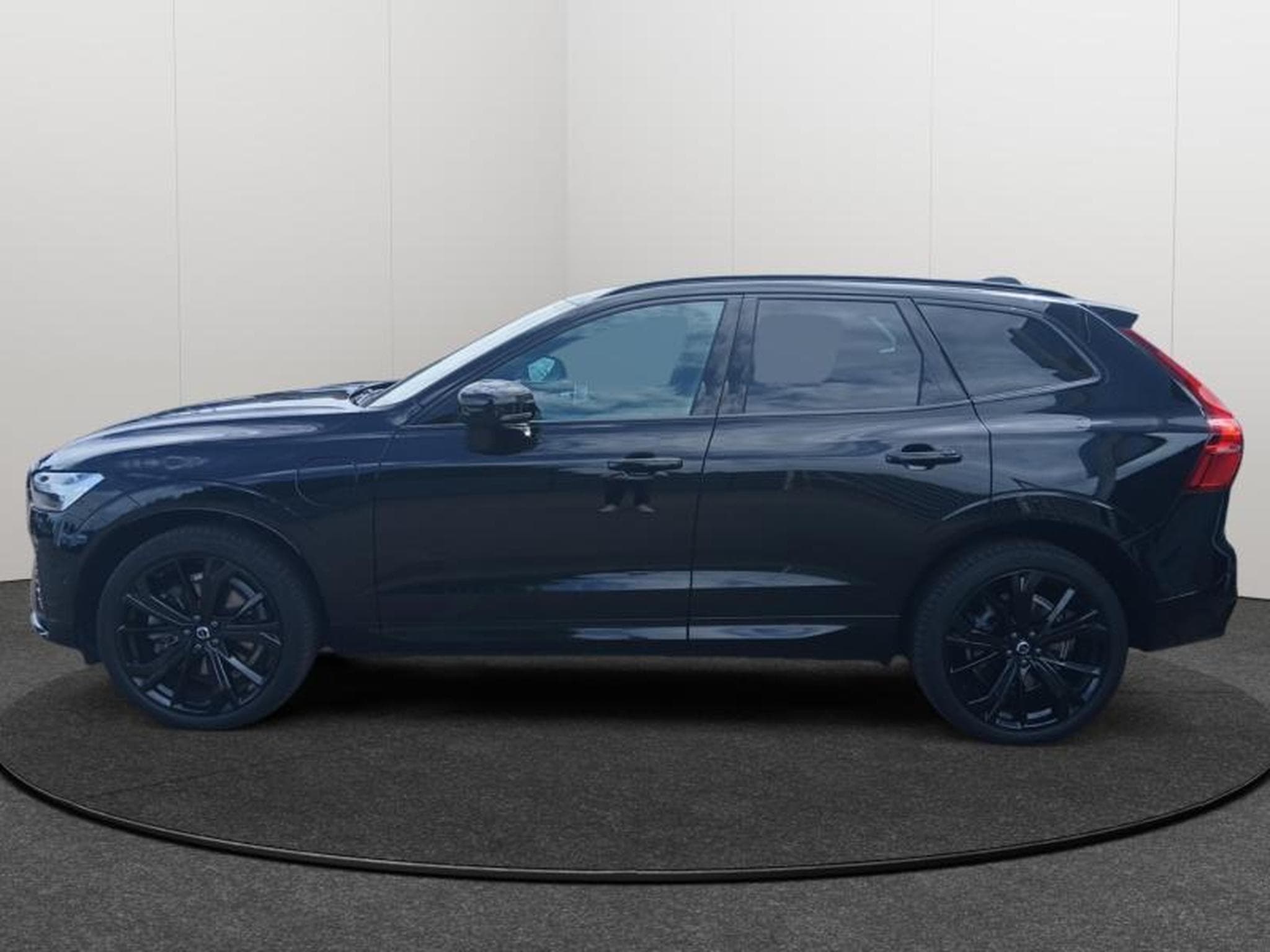 Volvo XC60 Black edition (2024) - Photo 4