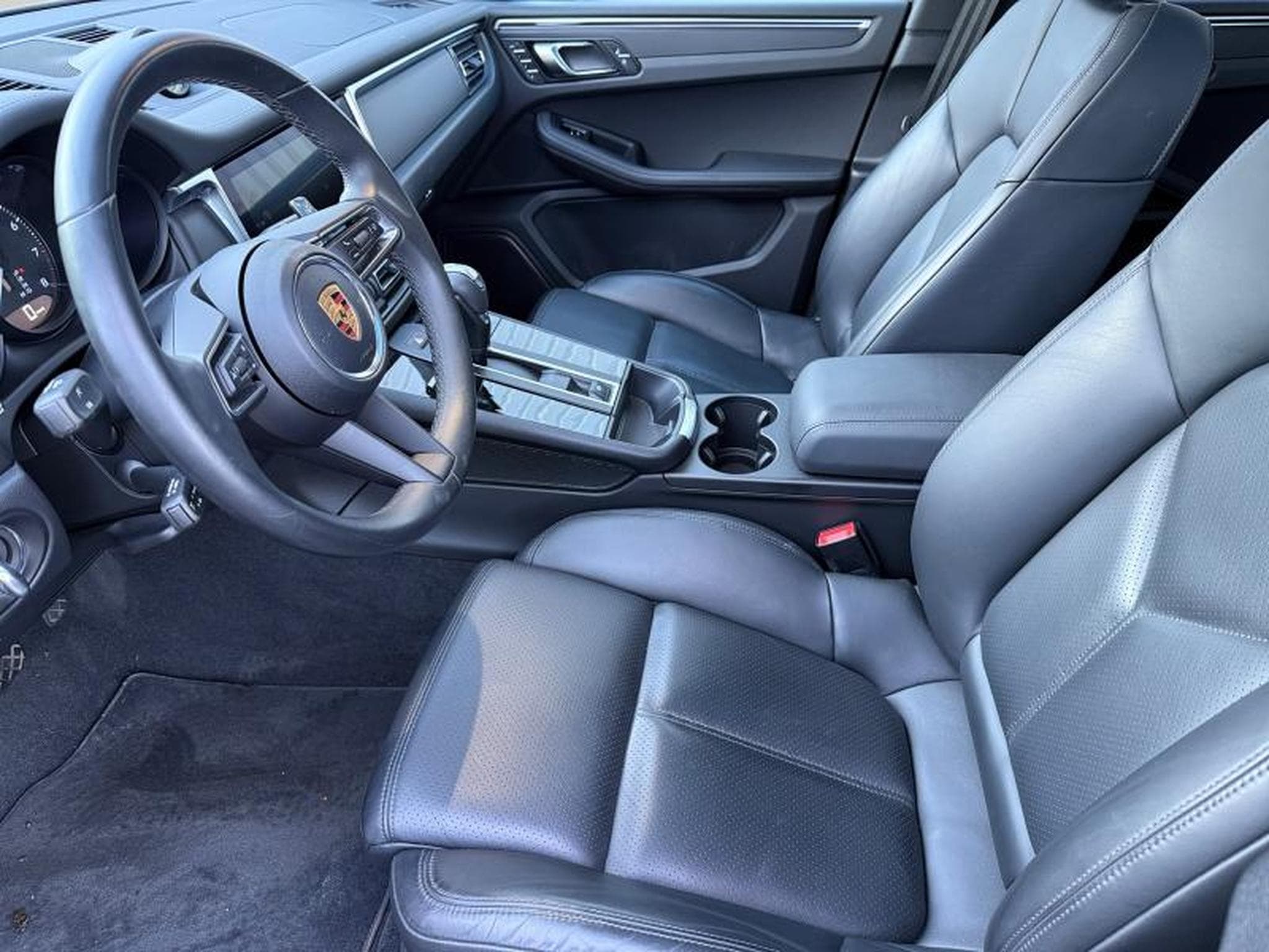 Porsche Macan T / Essence (2023) - Foto 12