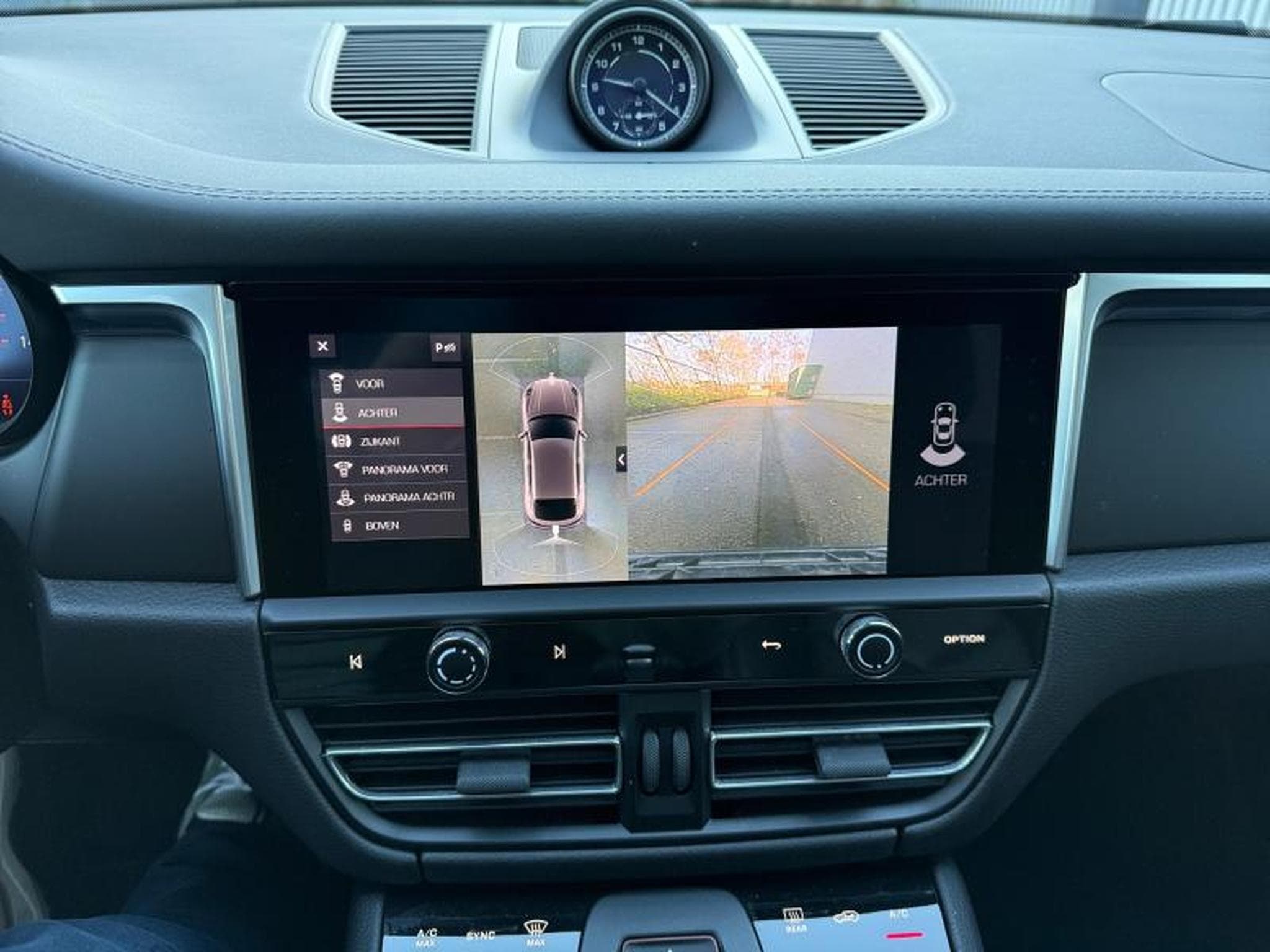 Porsche Macan T / Essence (2023) - Foto 16