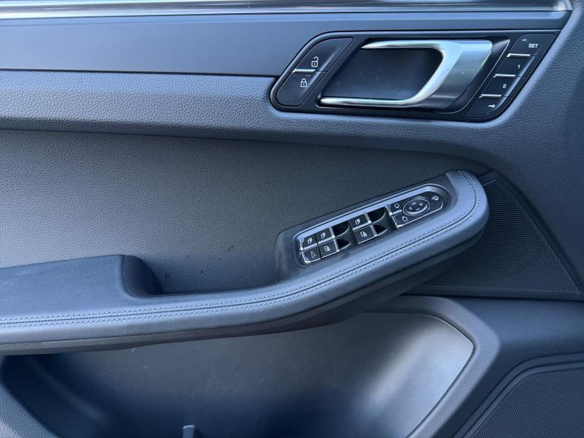Porsche Macan T / Essence (2023) - Foto 19