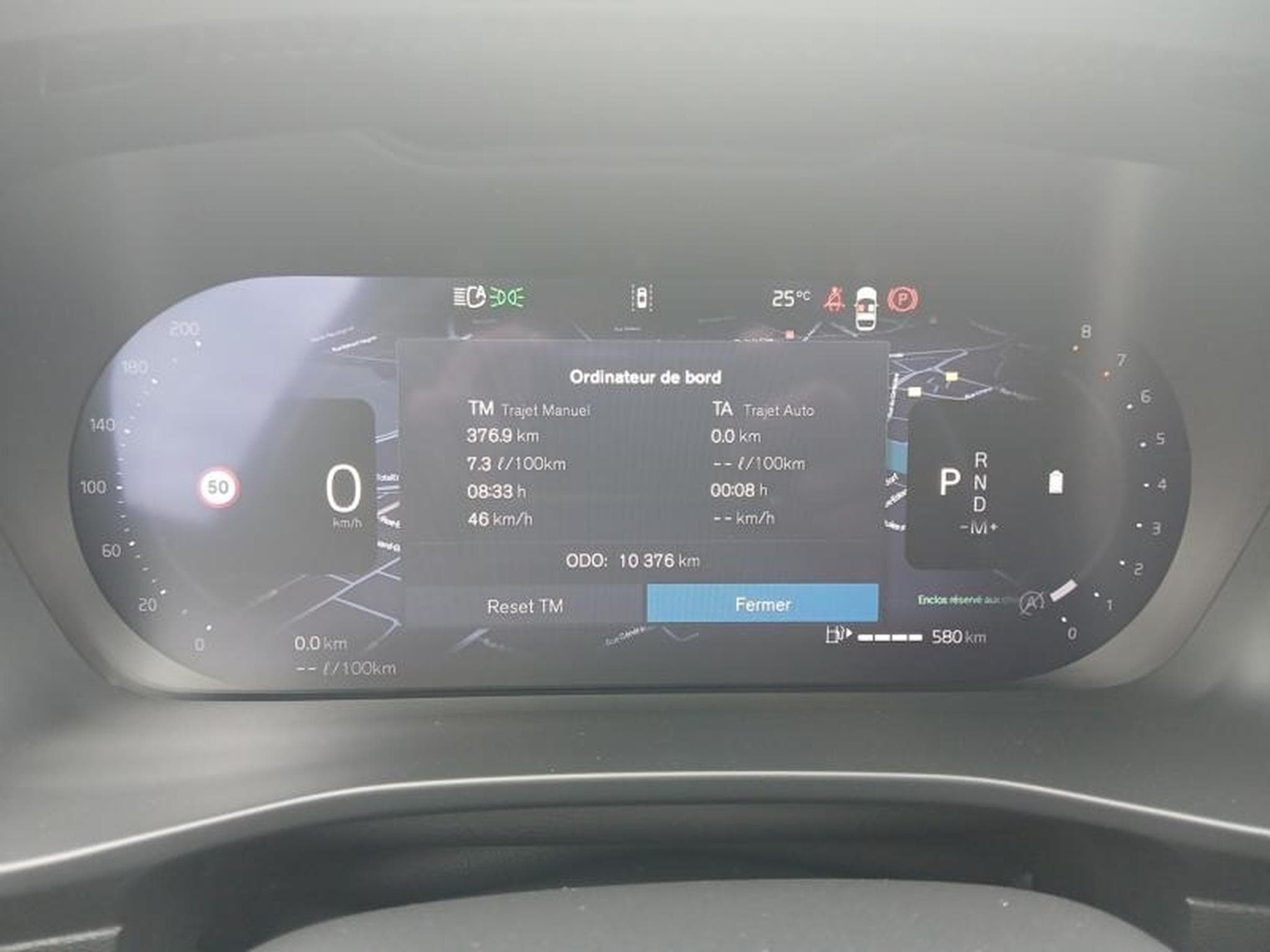 Volvo XC40 B3 Plus Dark / Essence (2025) - Photo 18