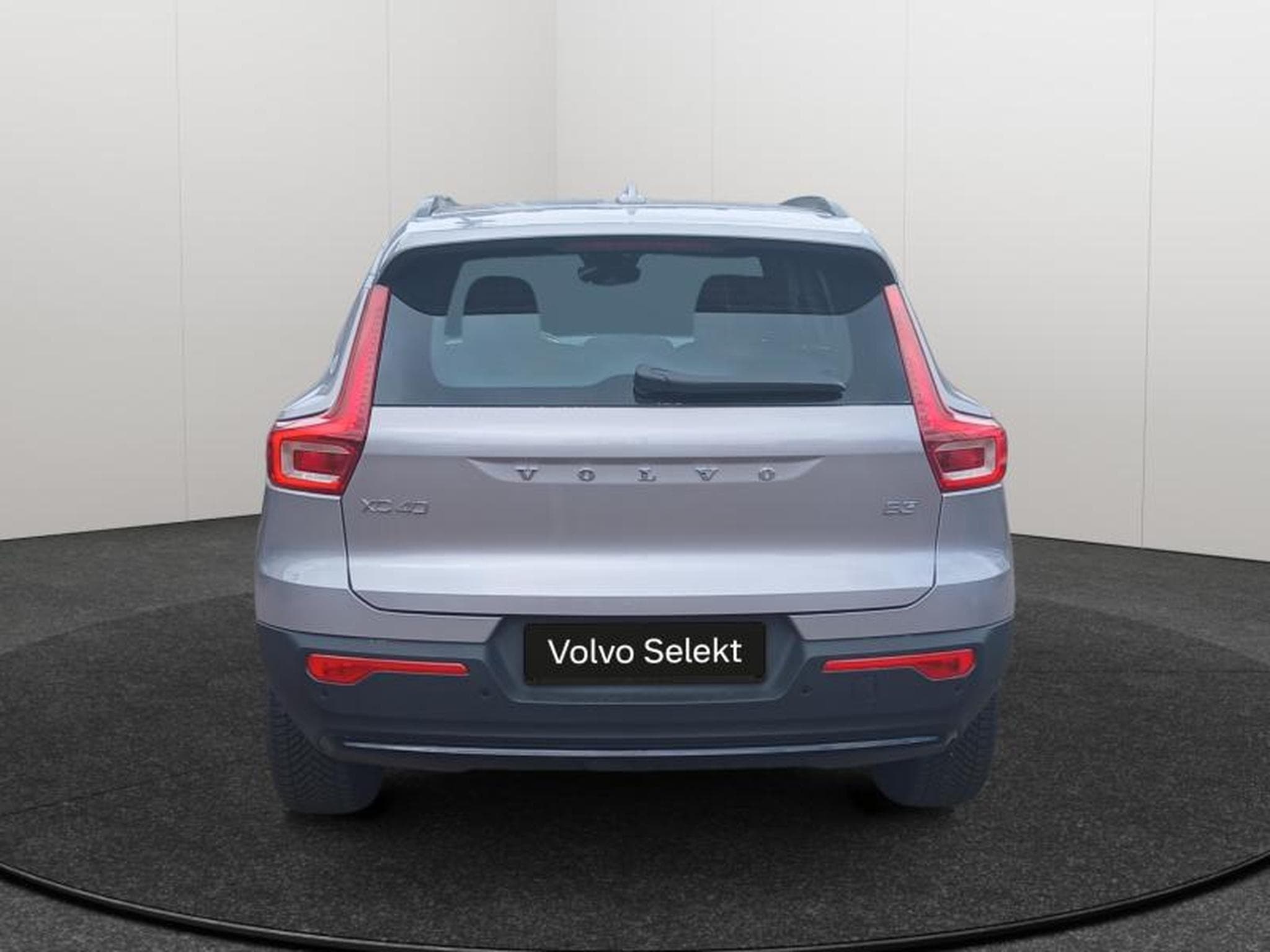 Volvo XC40 B3 Plus Dark / Essence (2025) - Photo 6