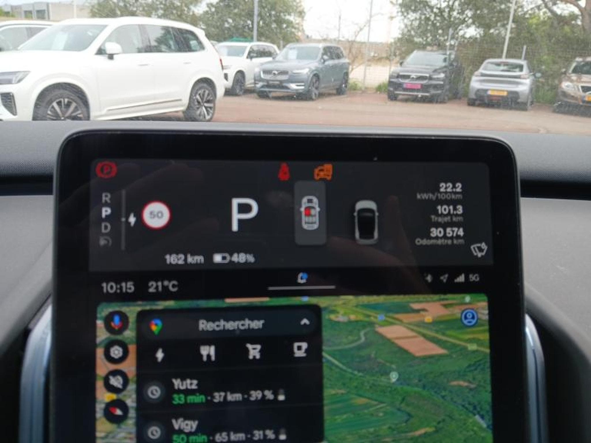 Volvo EX30 Plus (2025) - Photo 18