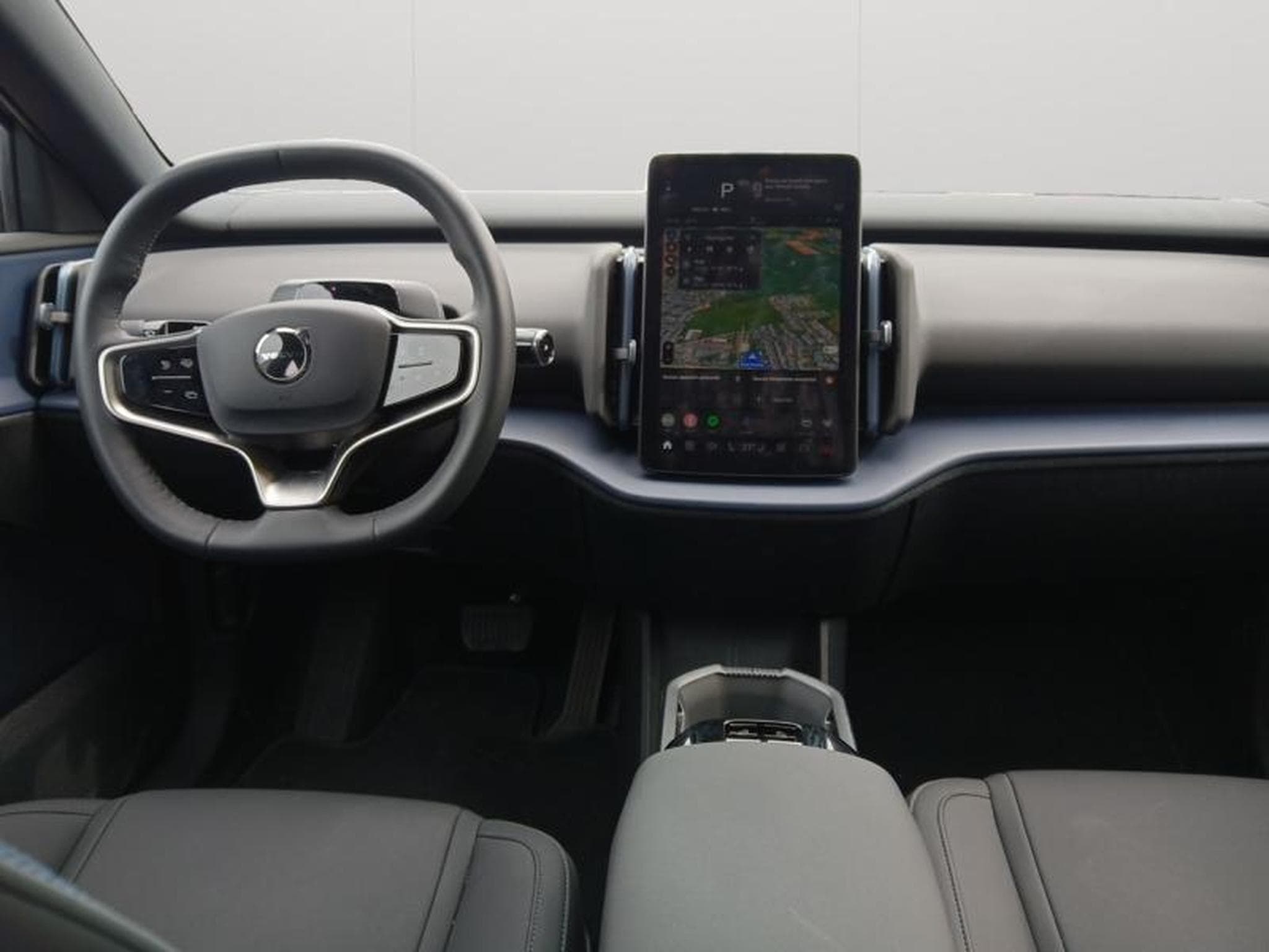 Volvo EX30 Plus (2025) - Photo 3