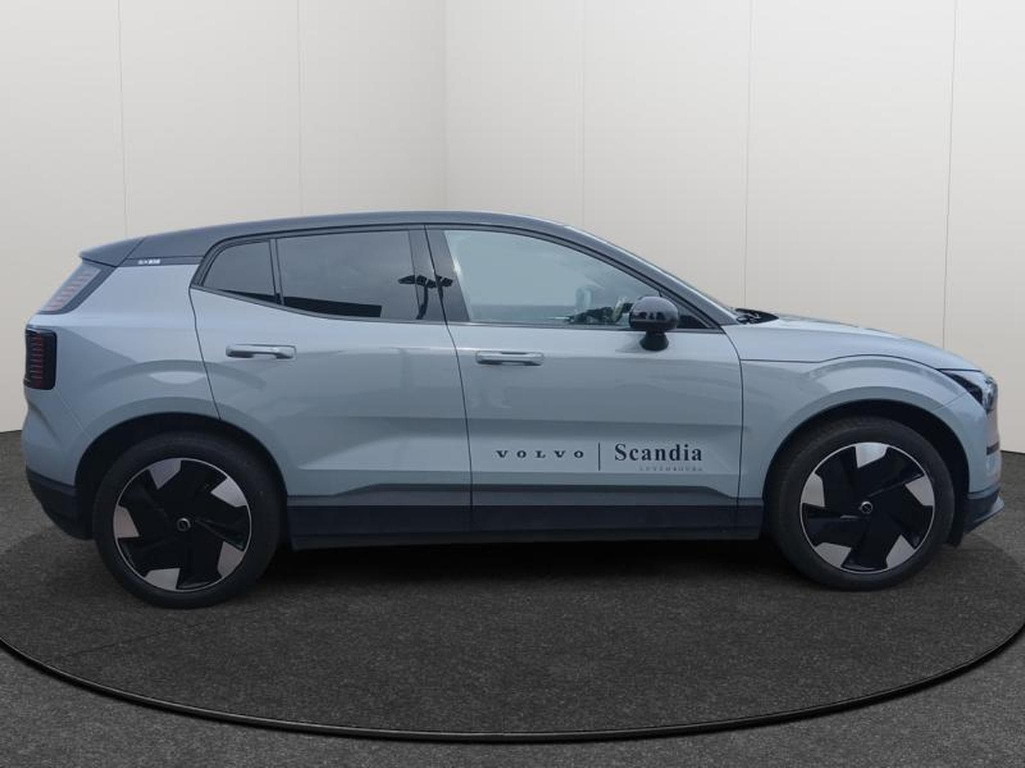 Volvo EX30 Plus (2025) - Photo 7