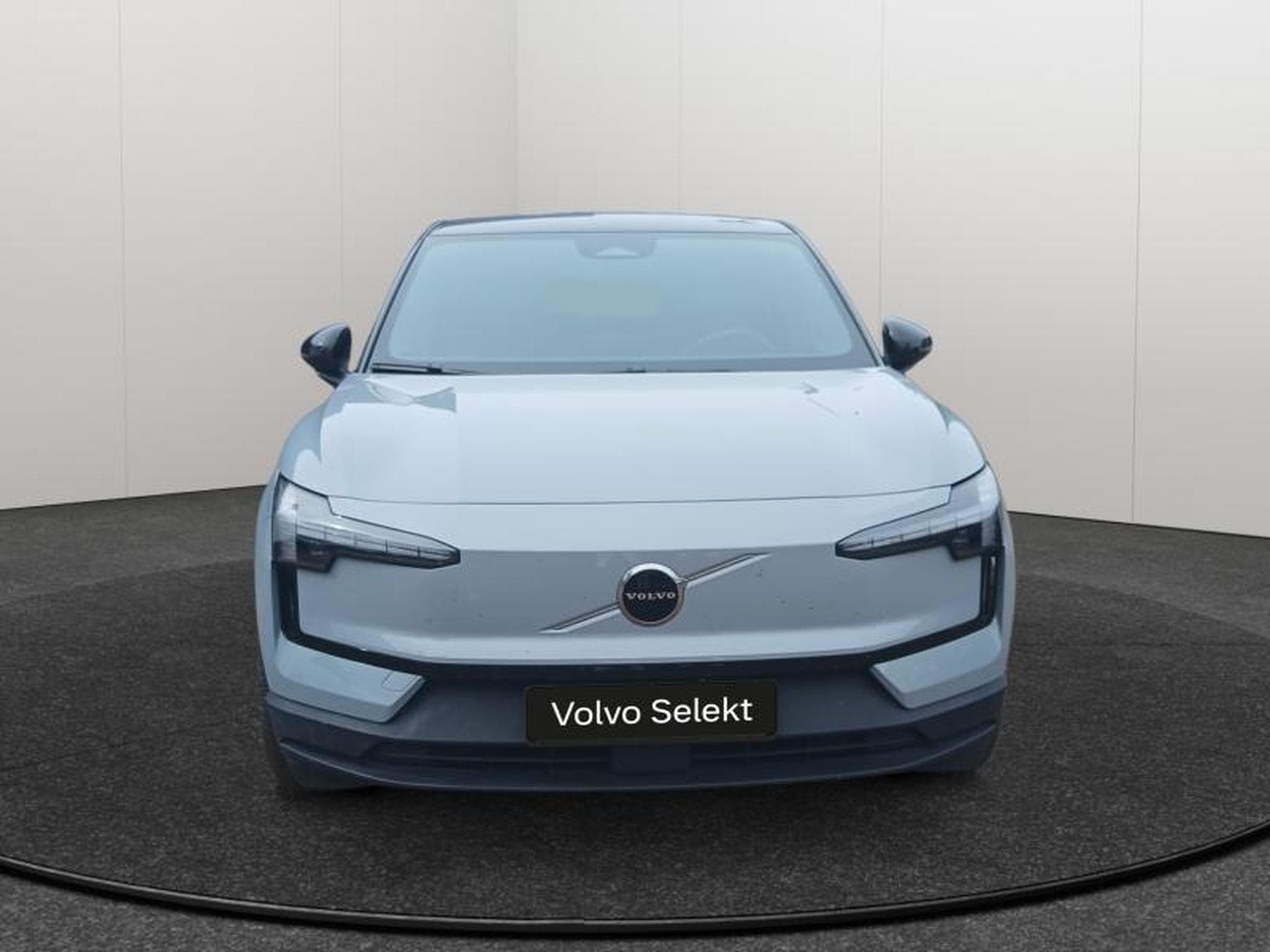 Volvo EX30 Plus (2025) - Photo 9
