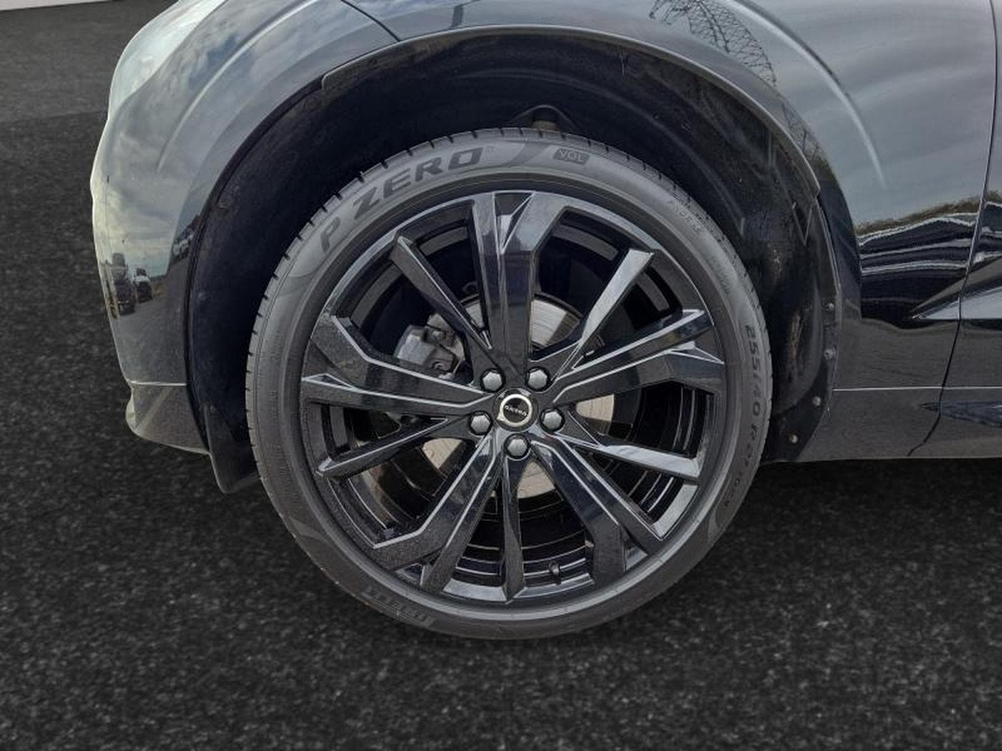 Volvo XC60 FACELIFT B5 AWD Black Edition Plus / Essence (2025) - Photo 14