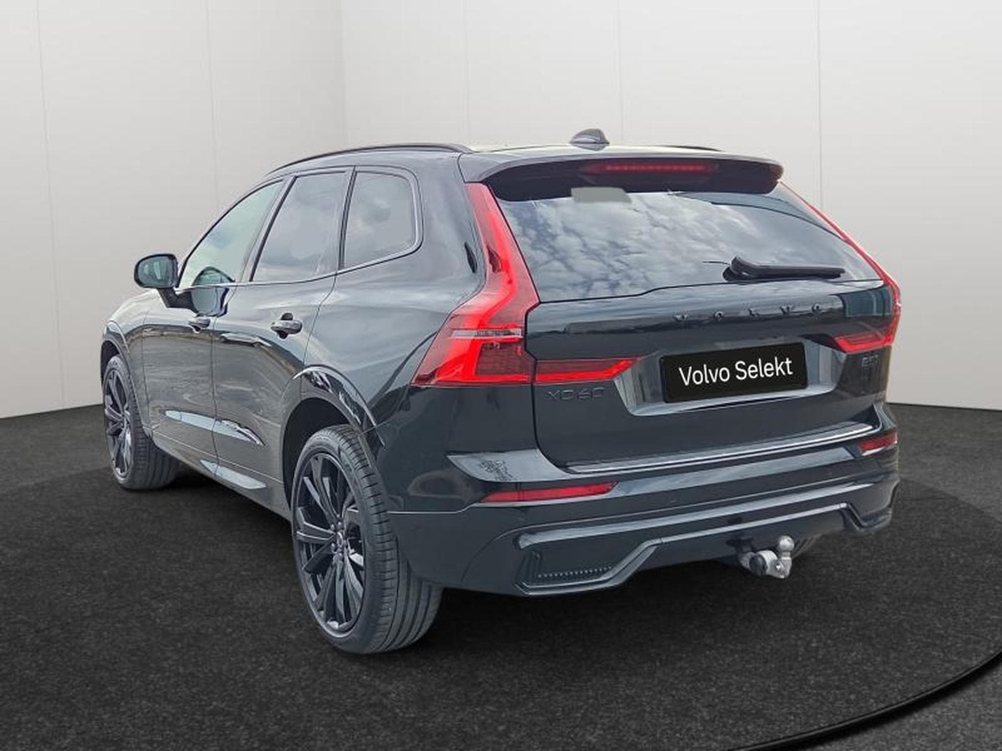 Volvo XC60 FACELIFT B5 AWD Black Edition Plus / Essence (2025) - Photo 5