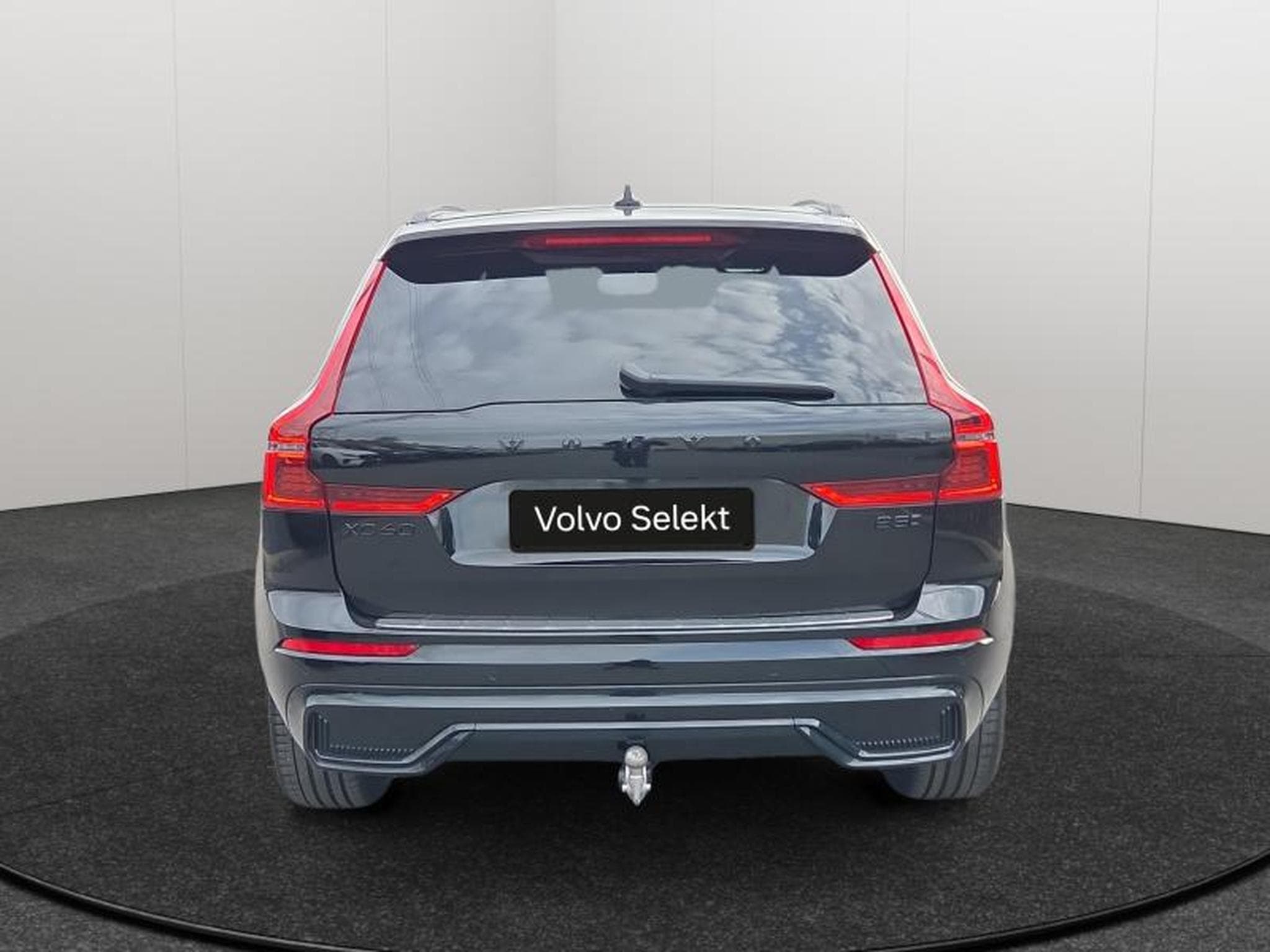 Volvo XC60 FACELIFT B5 AWD Black Edition Plus / Essence (2025) - Photo 6