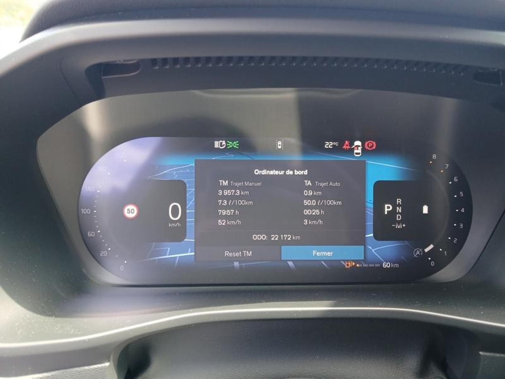 Volvo XC40 Black Edition Plus (2025) - Photo 17