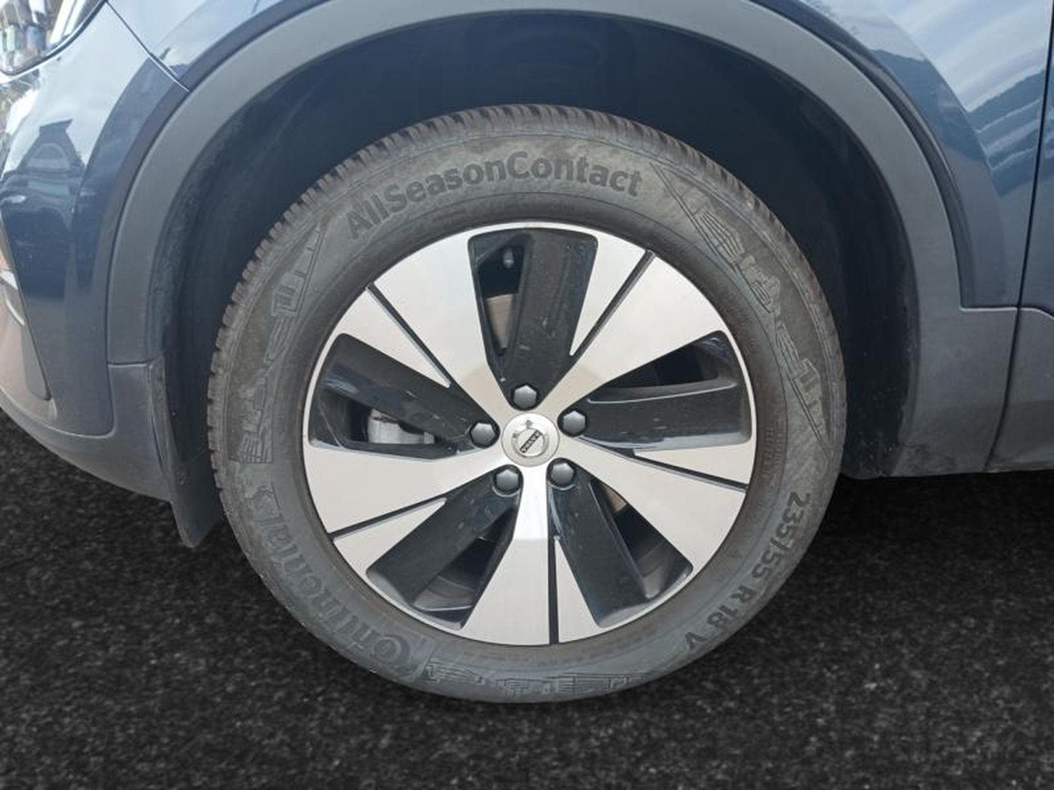 Volvo XC40 B3 Core Mild Hibryd (2025) - Foto 14