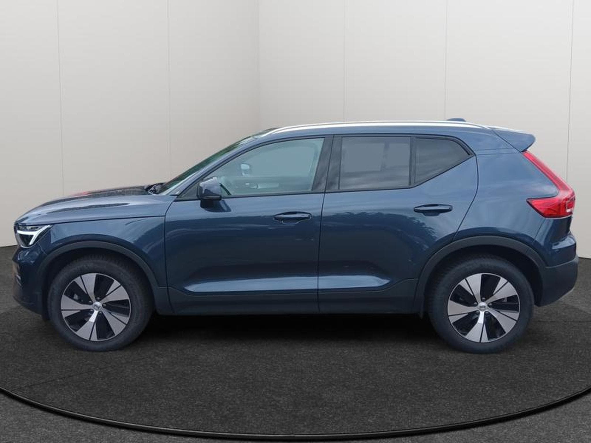 Volvo XC40 B3 Core Mild Hibryd (2025) - Foto 4