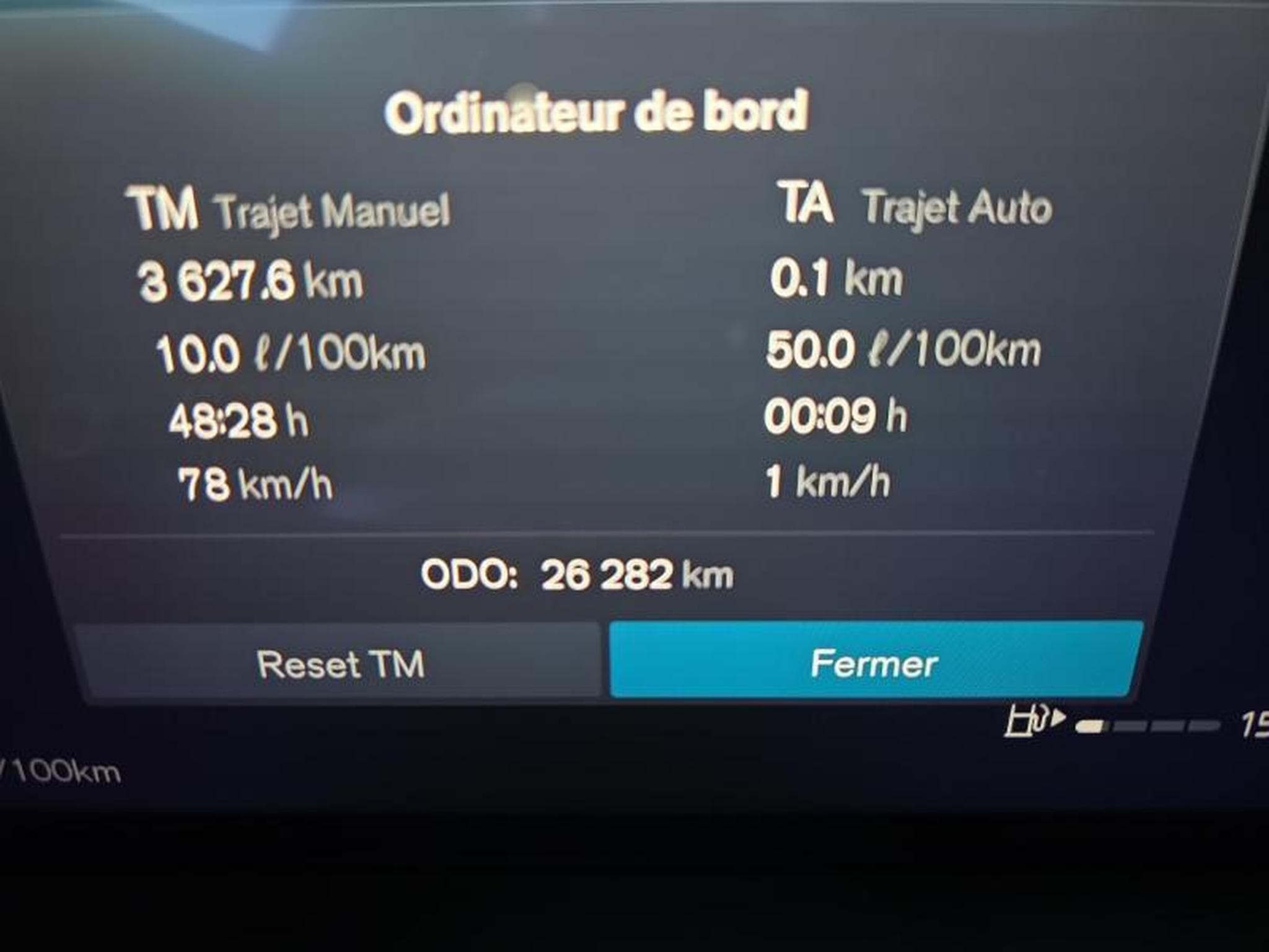 Volvo XC60 B5 AWD Ultra Dark / Essence (2025) - Photo 18
