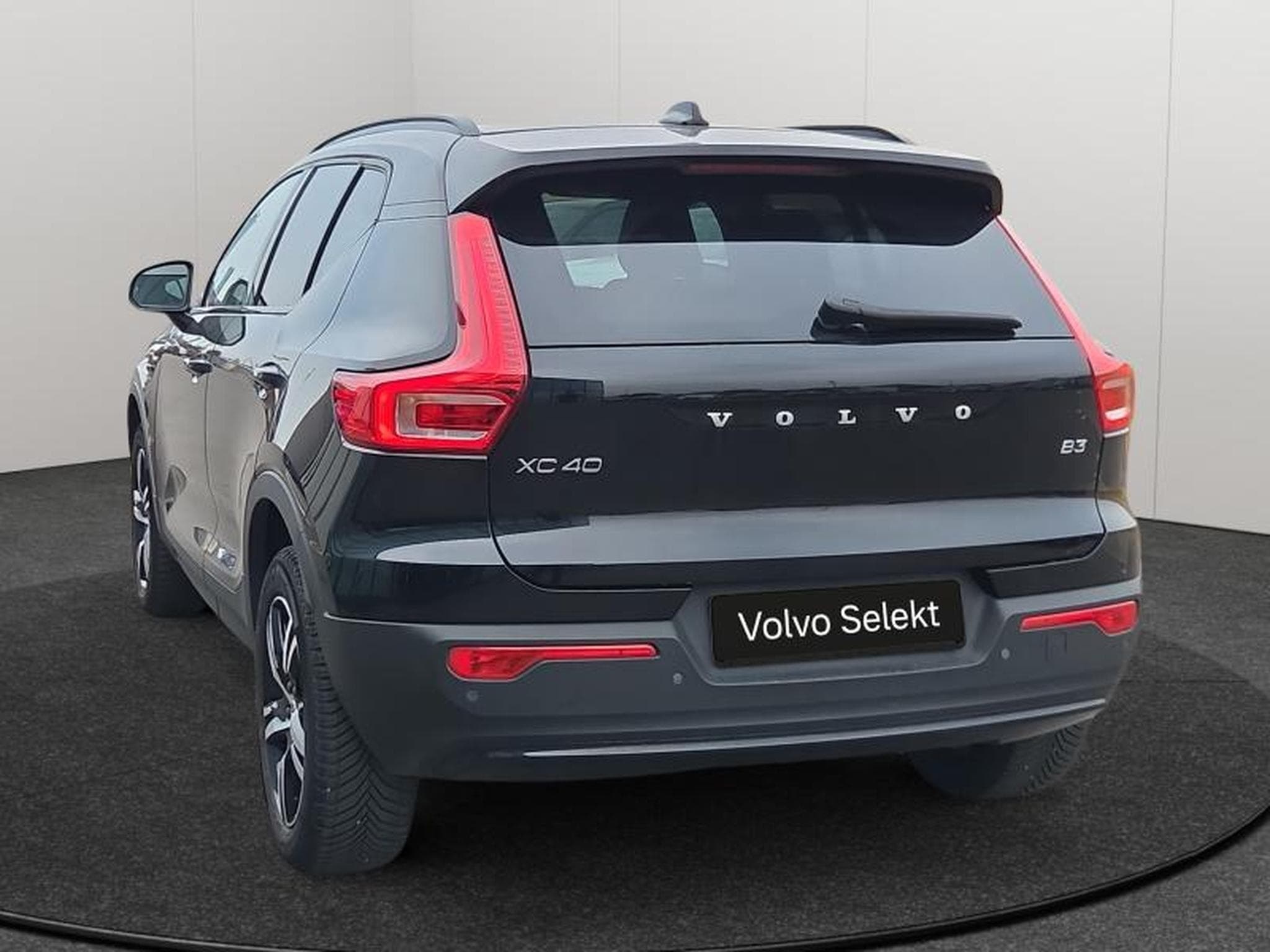 Volvo XC40 Plus (2023) - Photo 5
