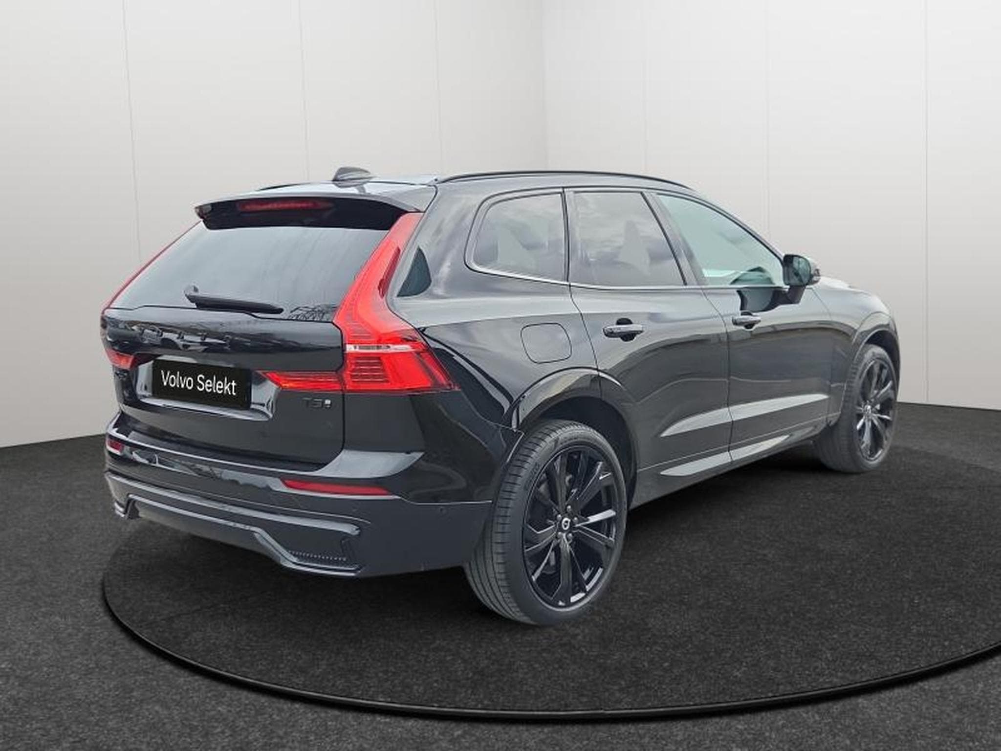 Volvo XC60 T8 Black Edition Plus / Hybride (2024) - Photo 5