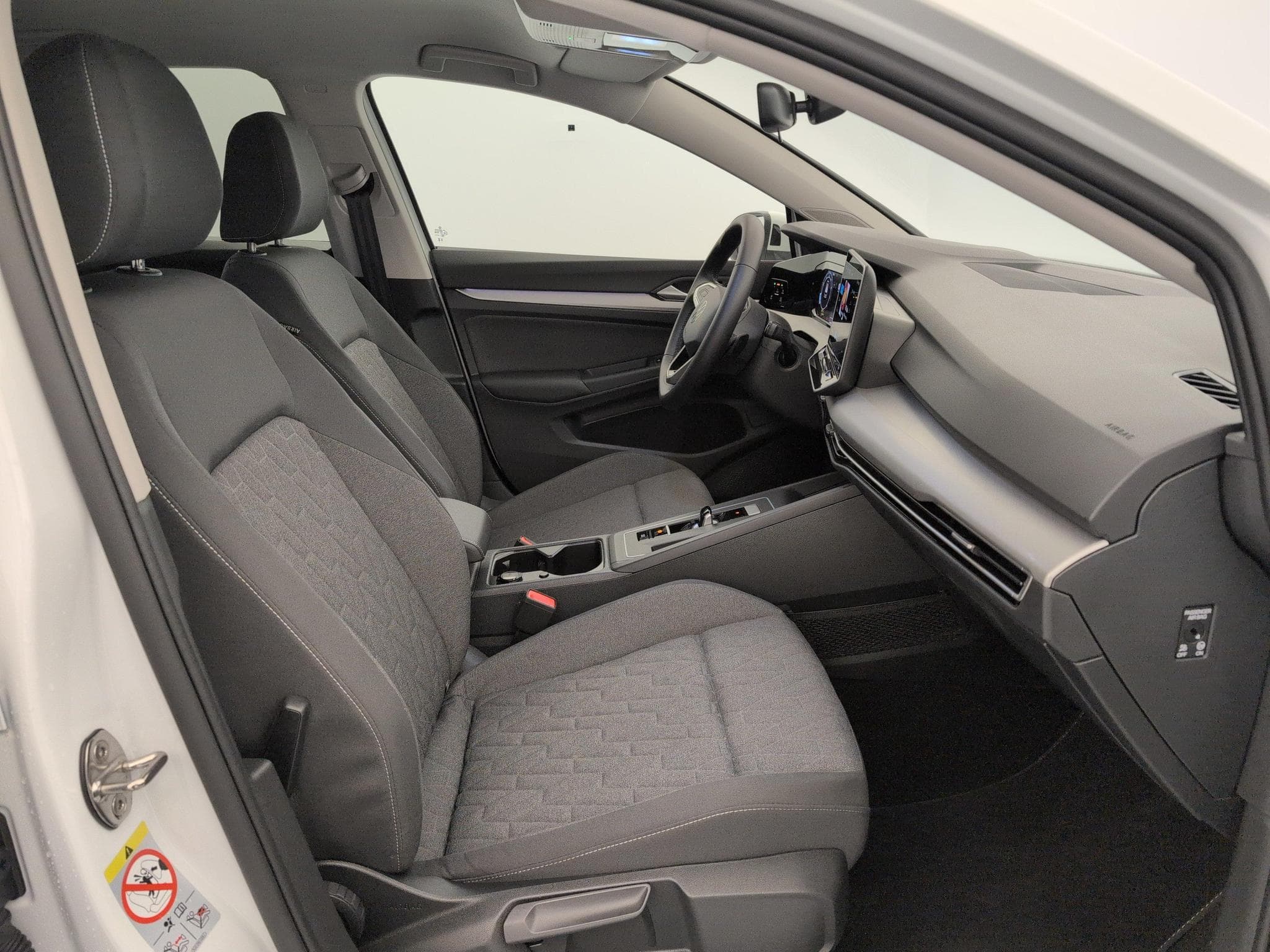 VW GOLF 8 1.5 eTSI EVO2 116 DSG7 Life Plus (2025) - Foto 2