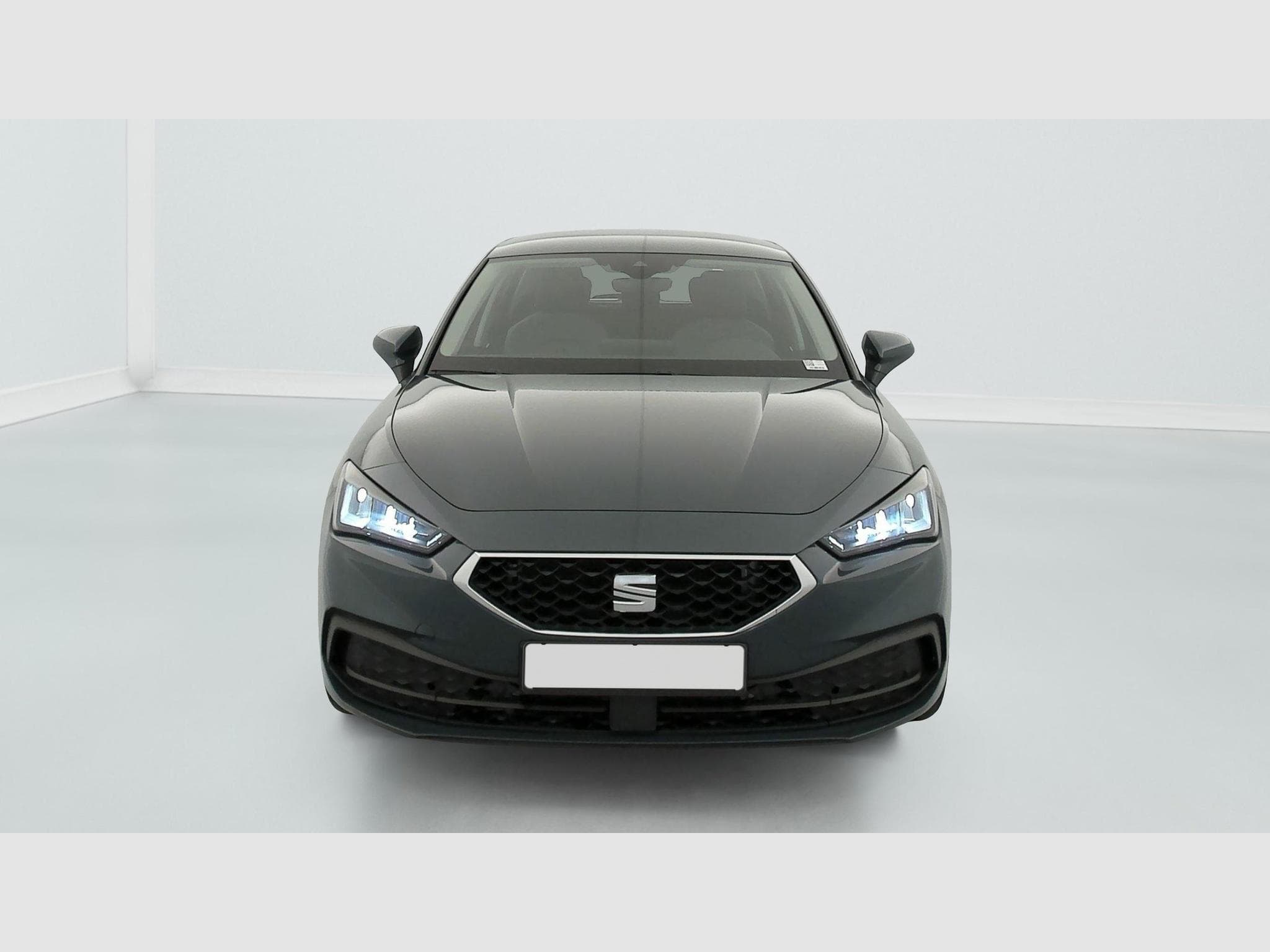 Seat Leon 1.5 eTSI Hybrid 115 DSG7 Business (2025) - Foto 2