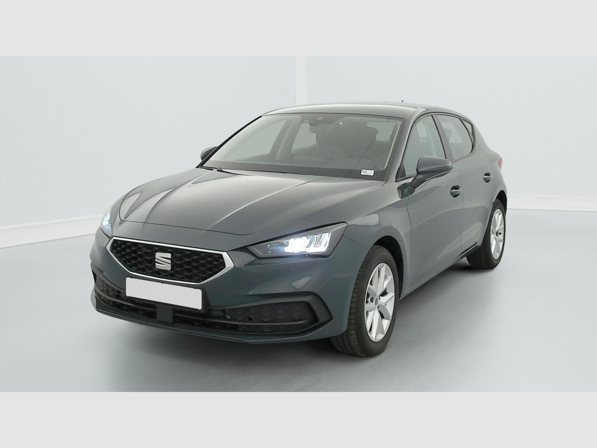 Seat Leon 1.5 eTSI Hybrid 115 DSG7 Business (2025) - Foto 3